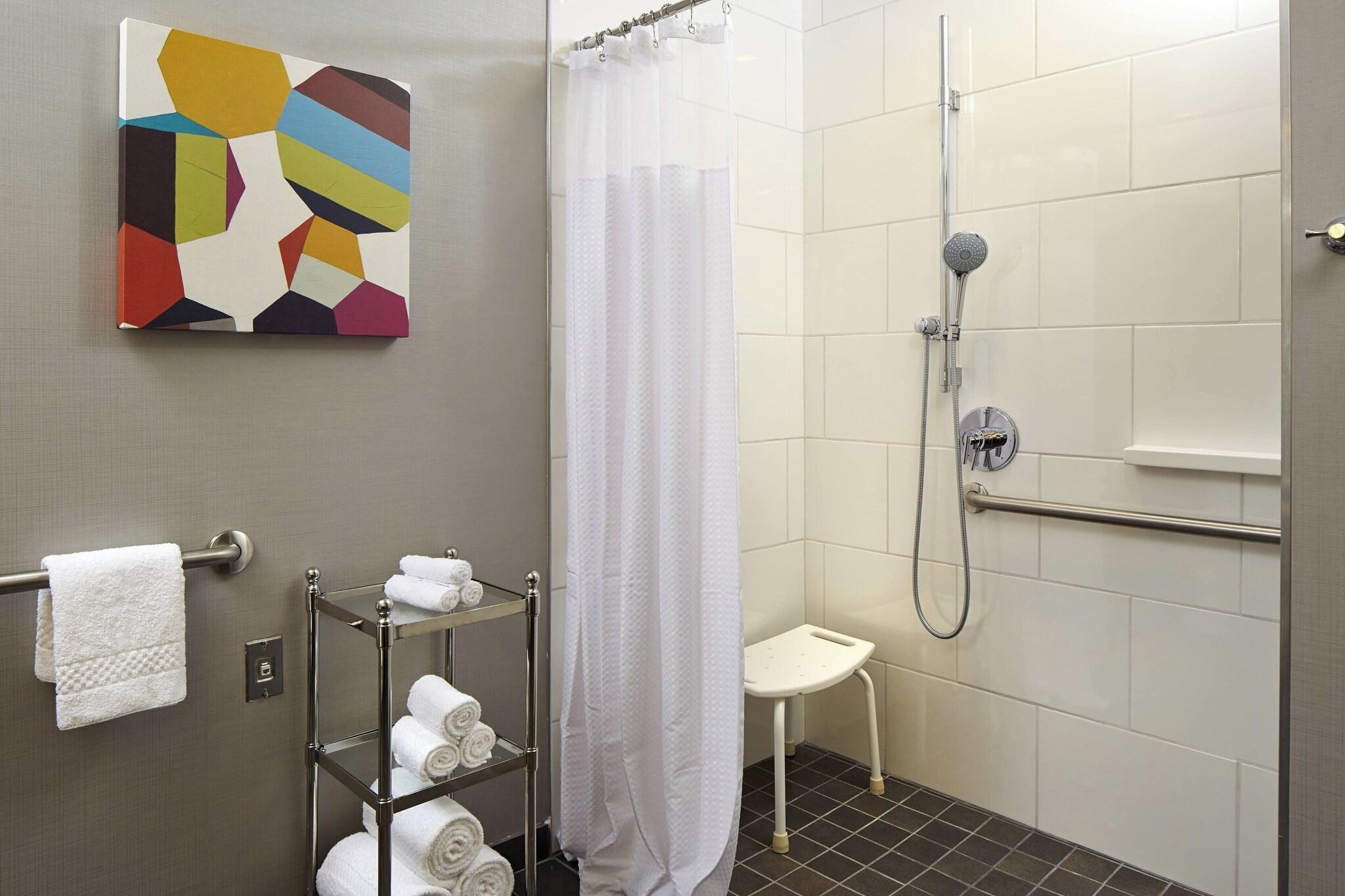 Double Two Queen Beds Non Smoking