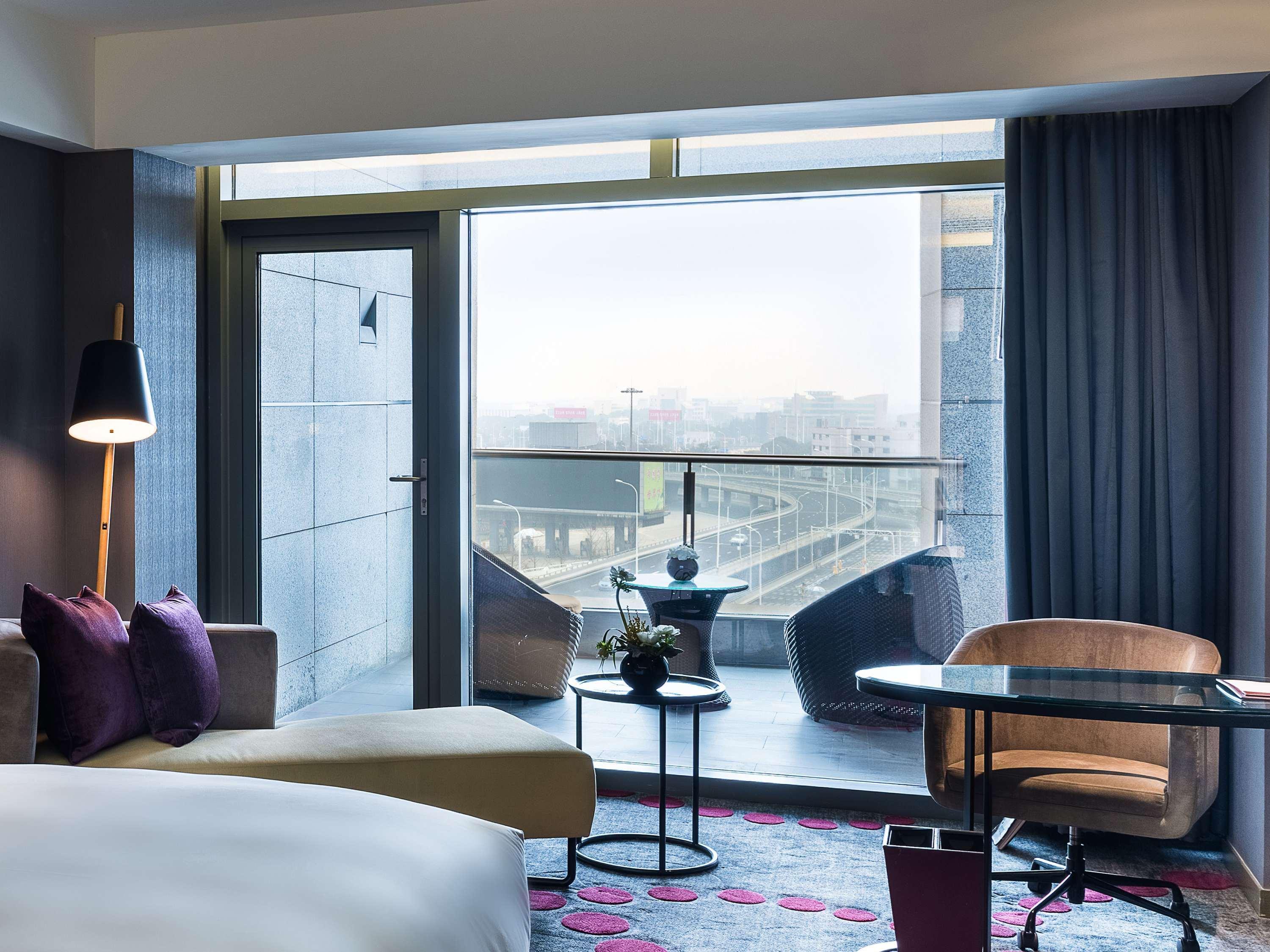 Double Superior King Bed