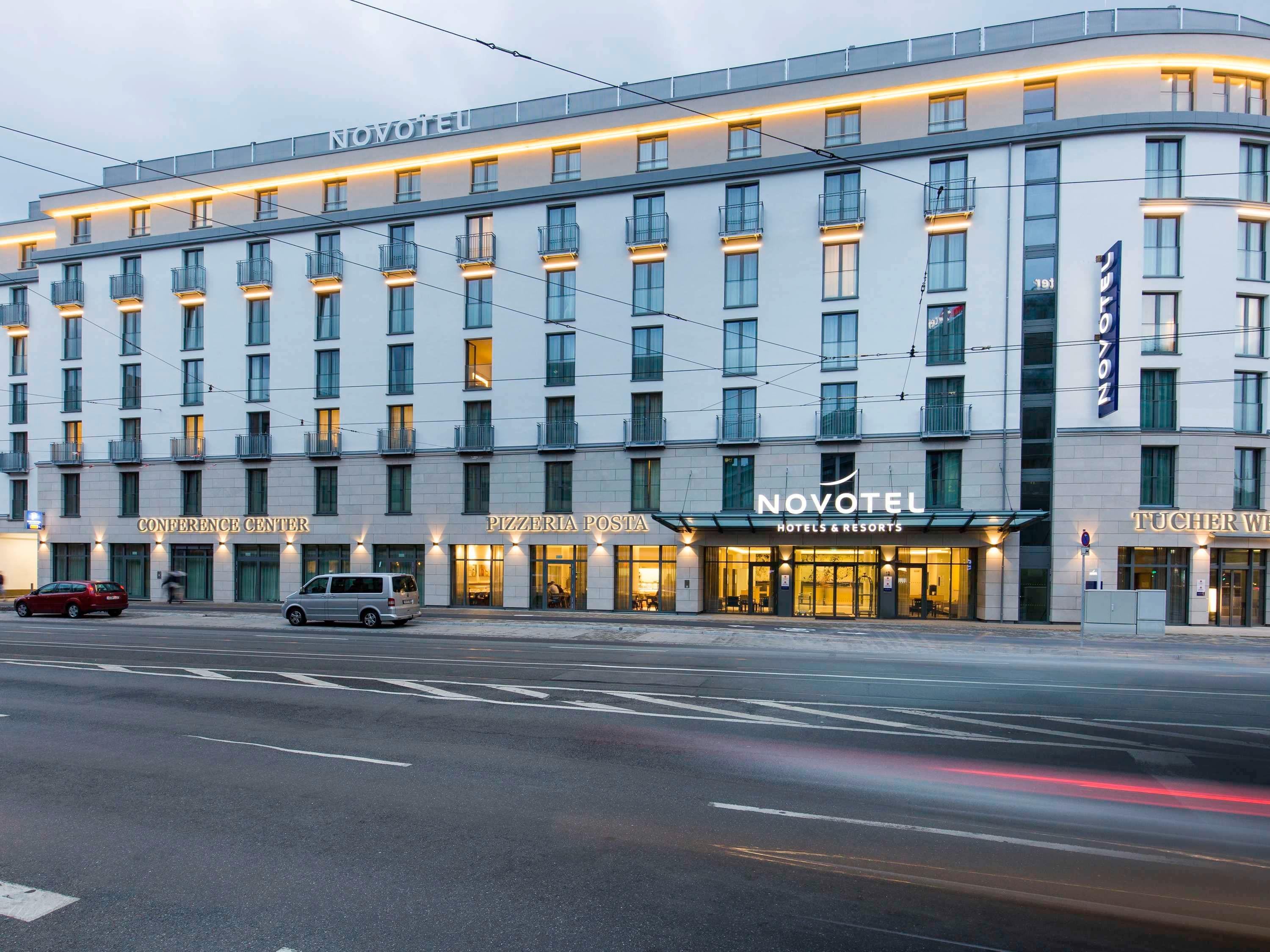 Double Queen Size Bed