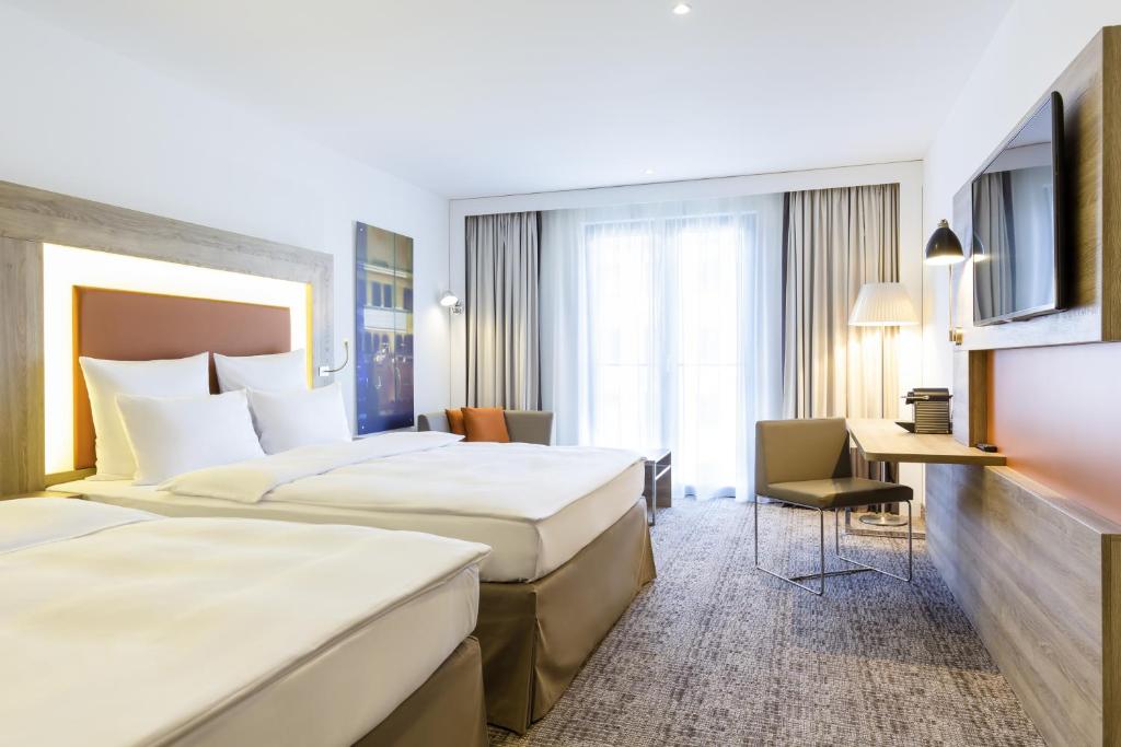 Double Executive Two Queen Beds