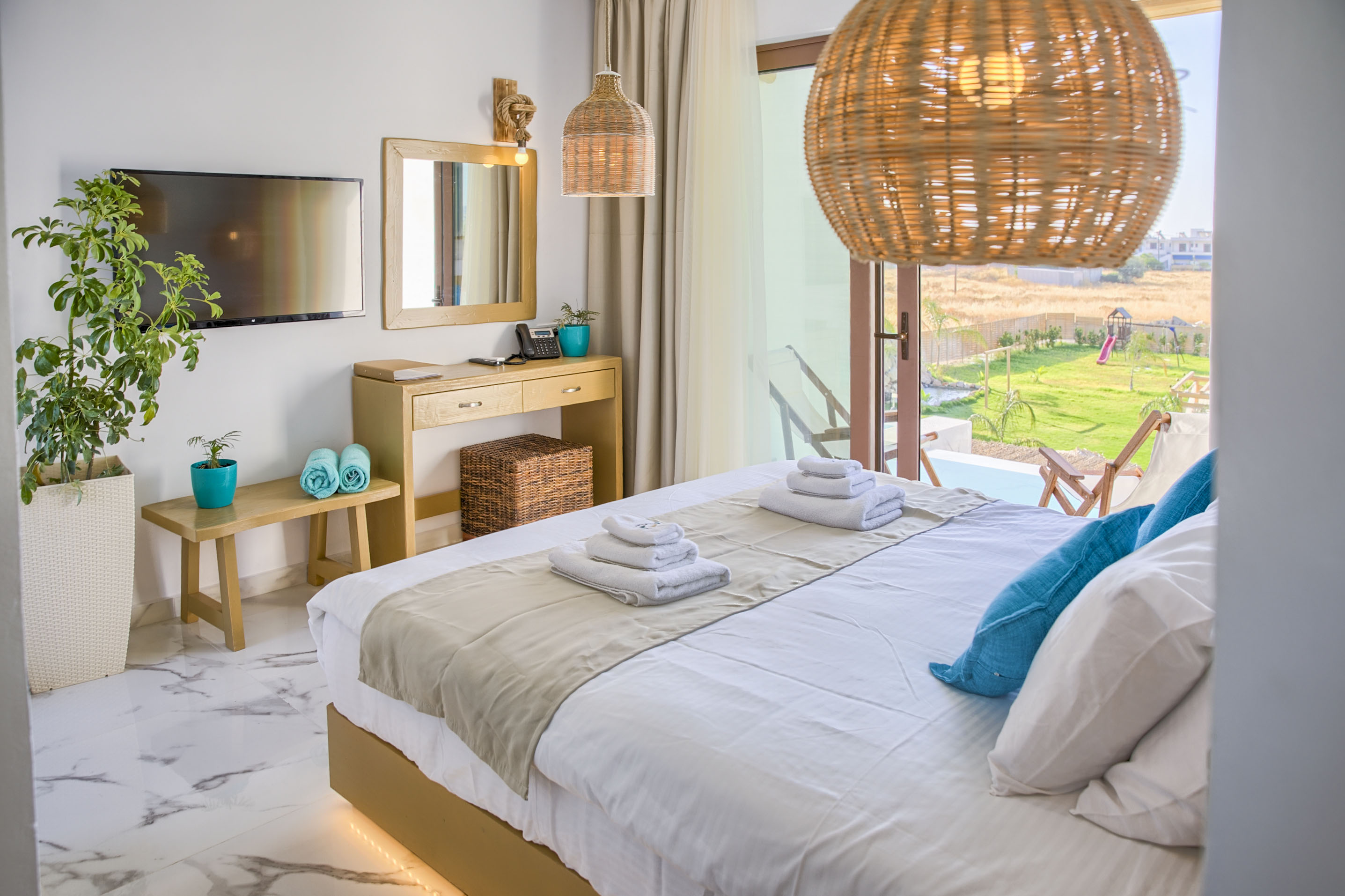 Junior Suite Deluxe with Private Pool