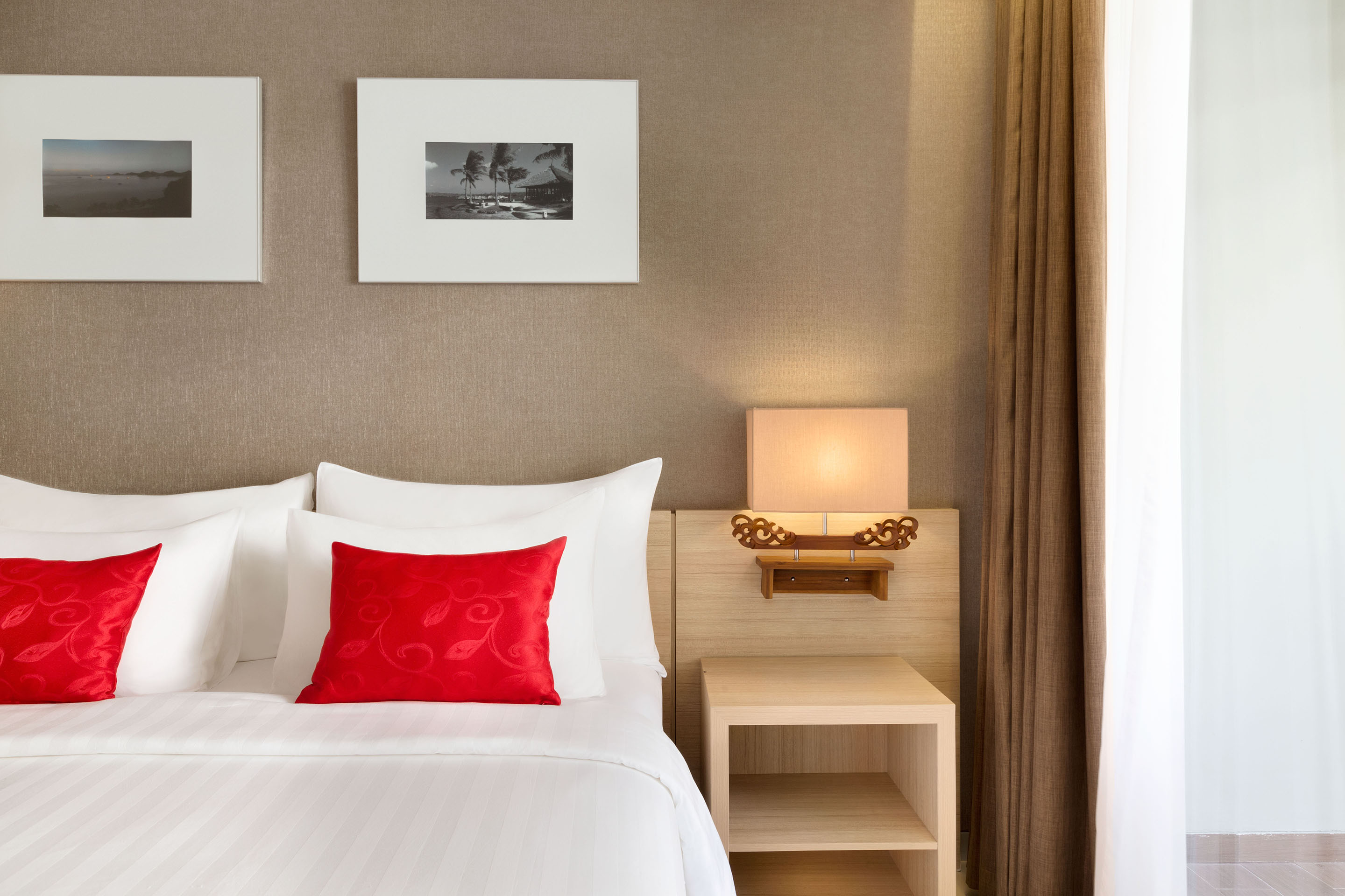 Double or Twin Deluxe