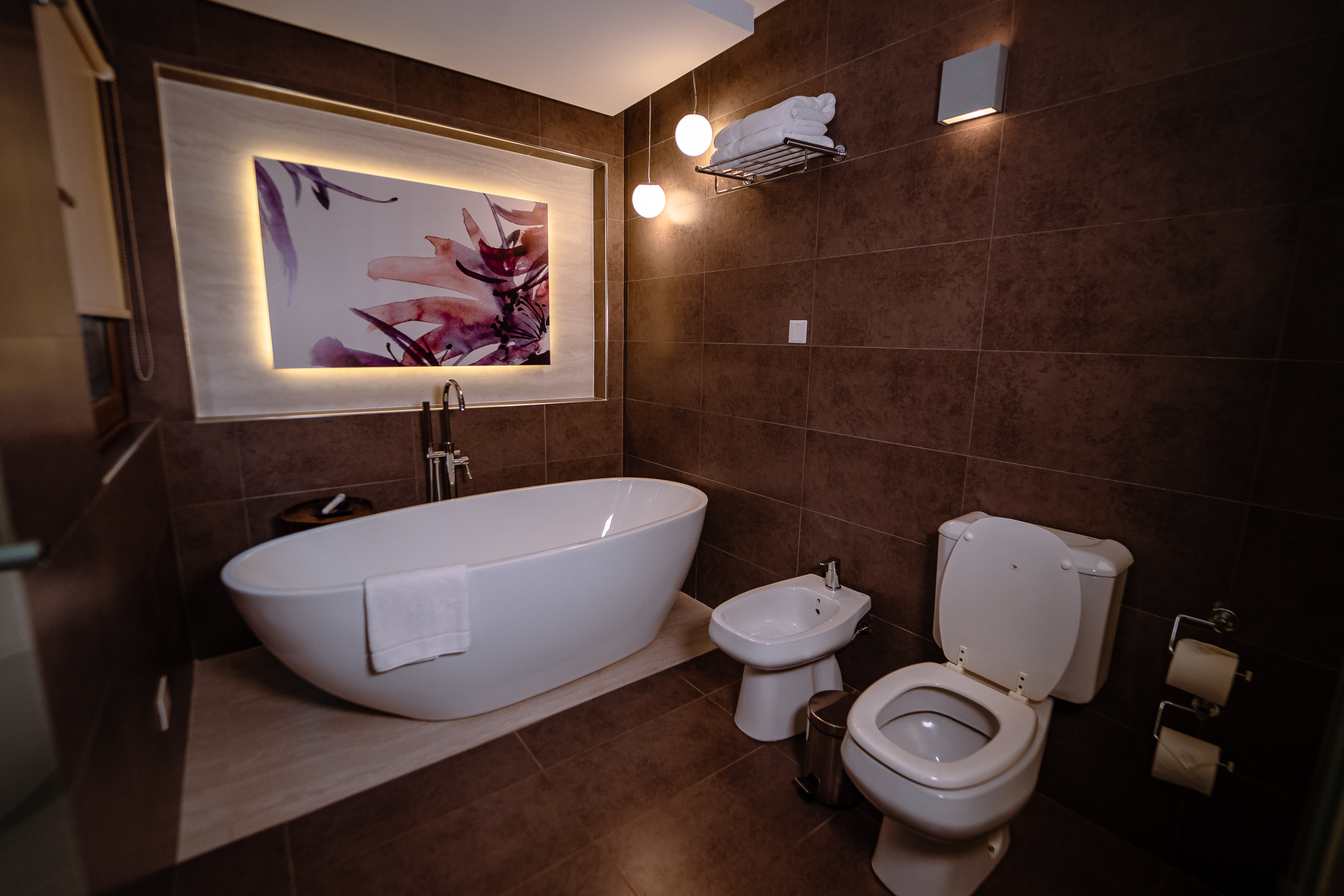 Junior Suite King Size Bed