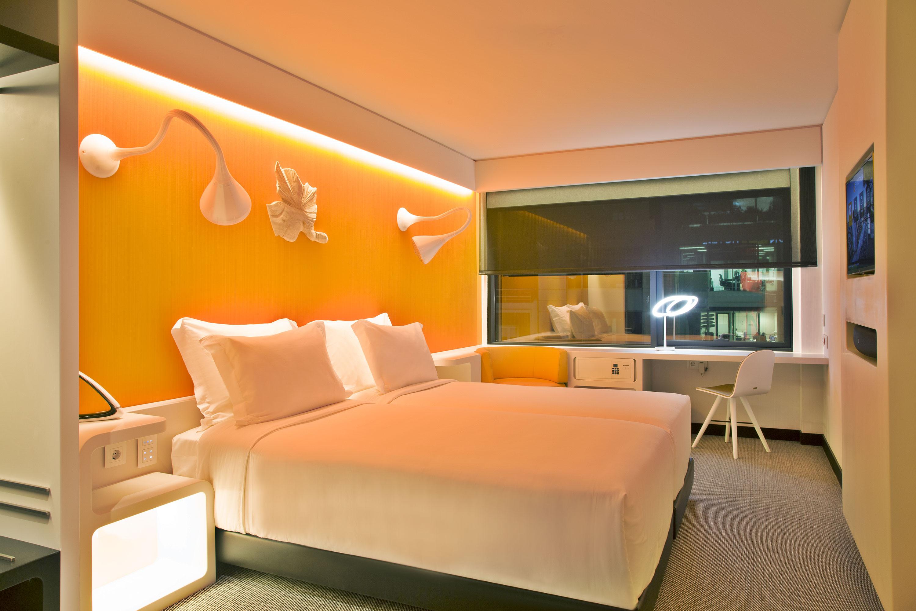 Double or Twin Standard