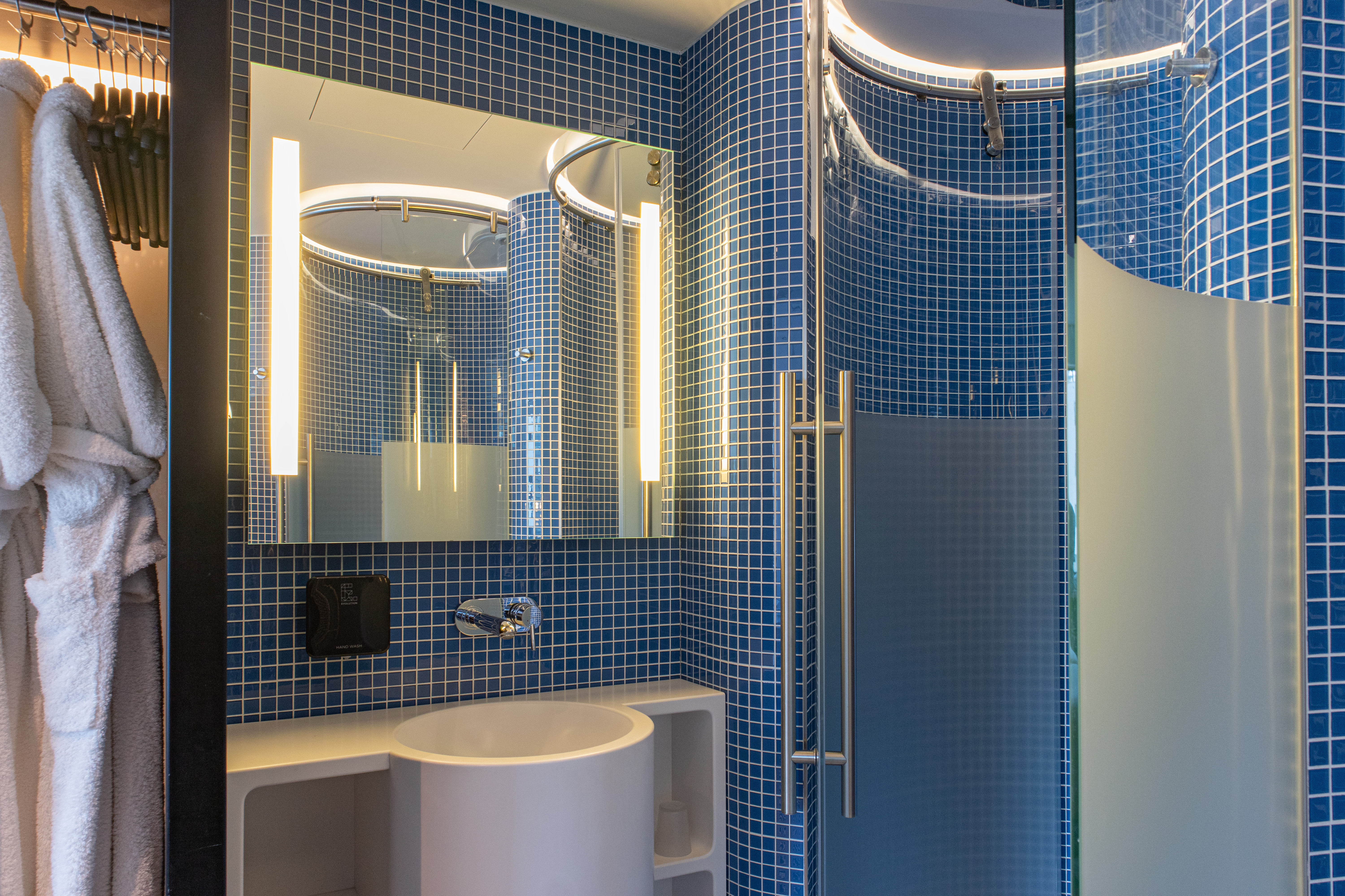 Double or Twin Standard