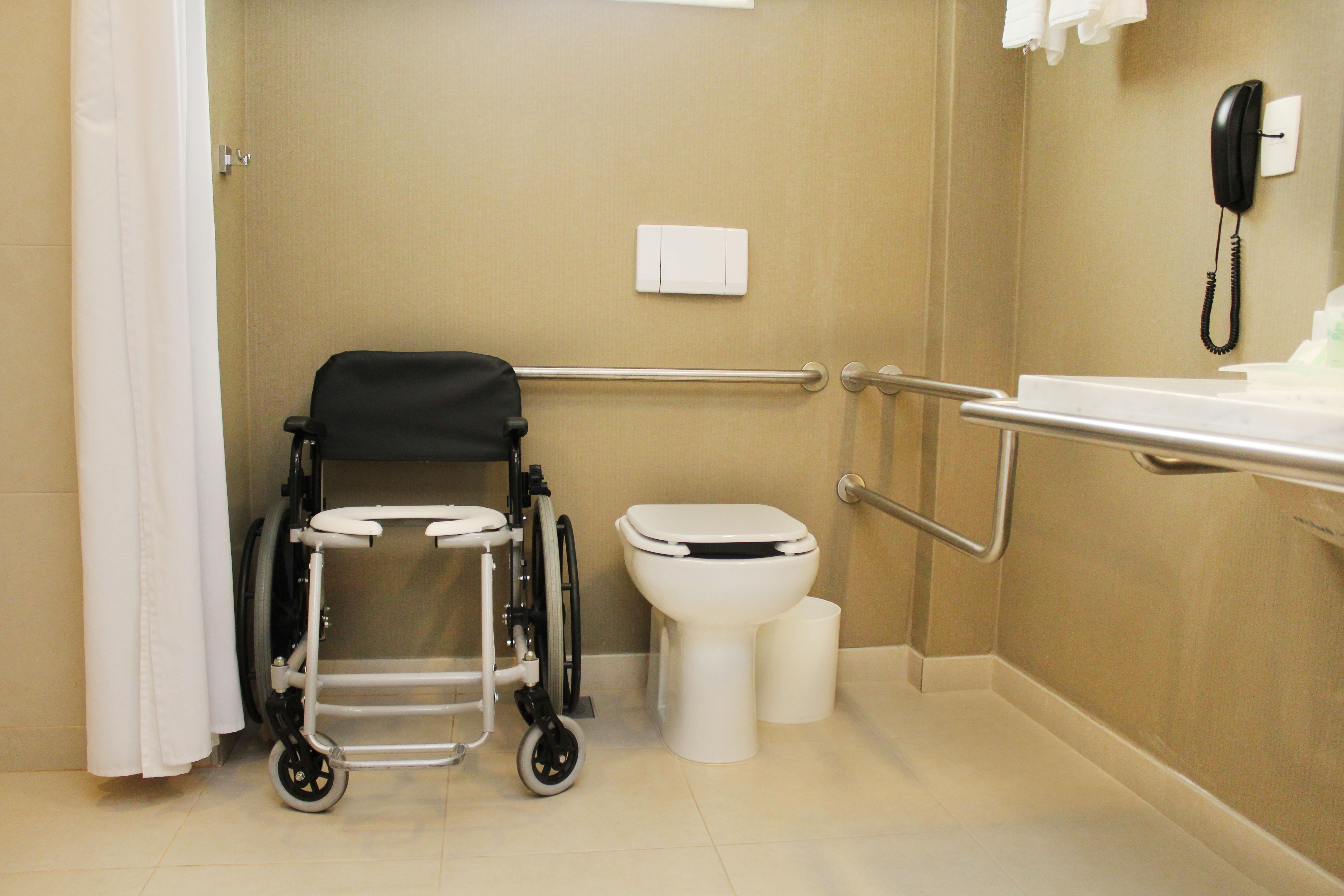 Double Accessible King Size Bed