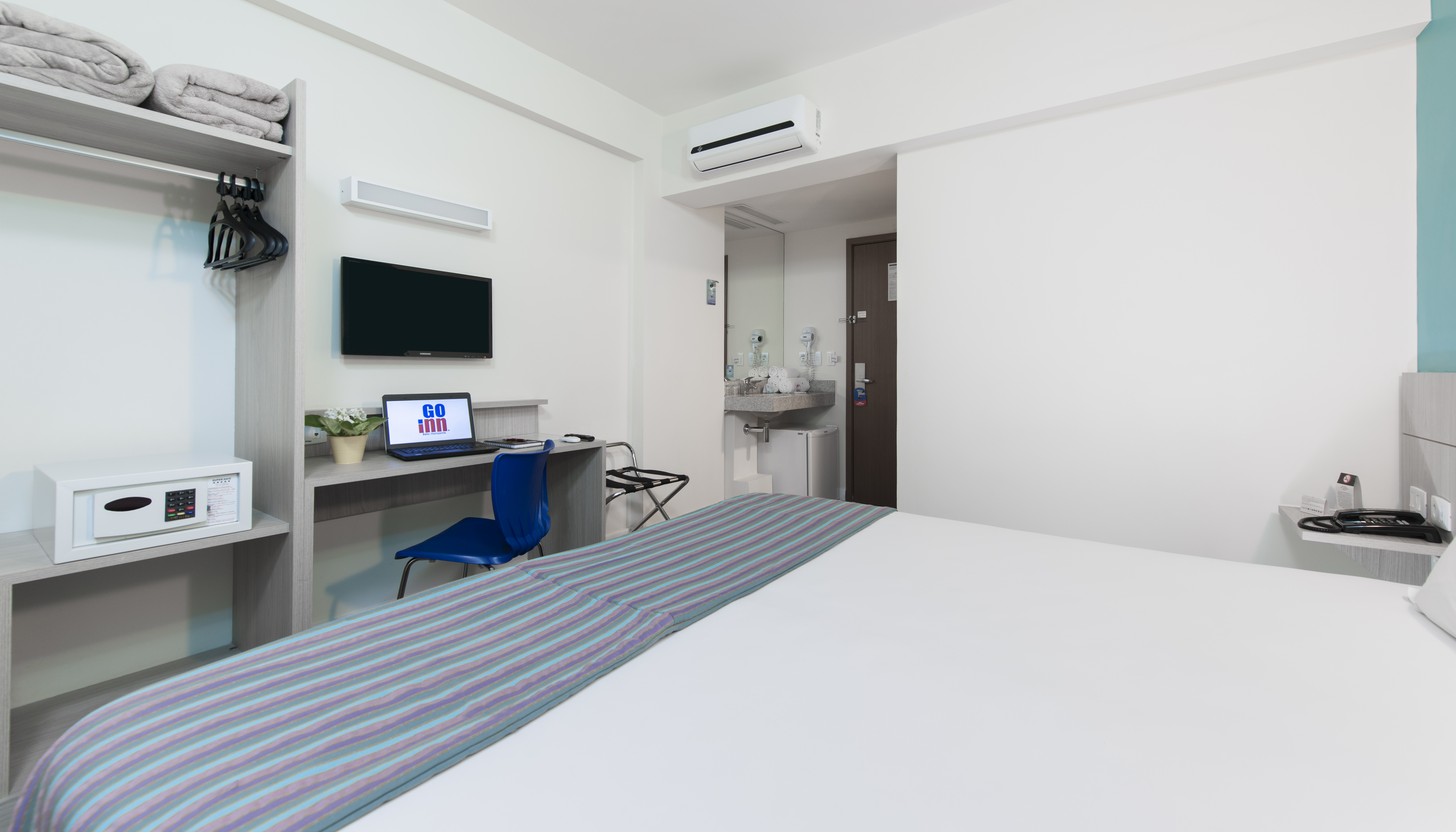 Single Queen Size Bed