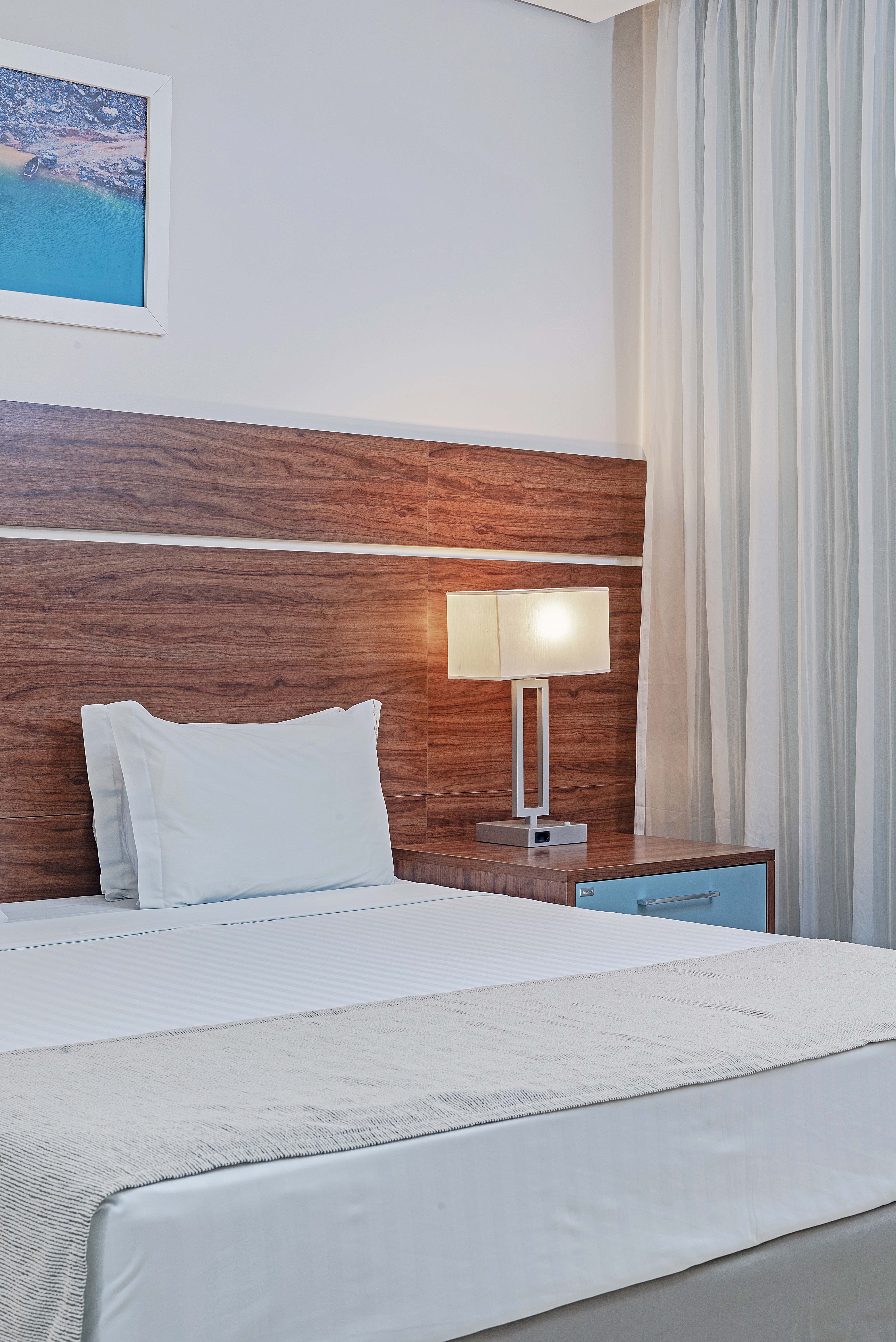 Single Deluxe Superior