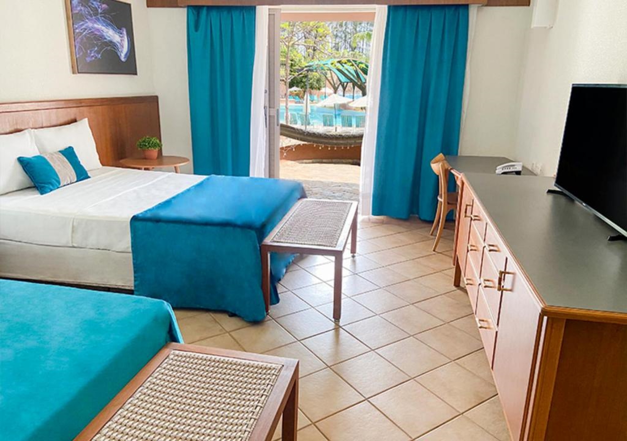 Double Superior Pool View