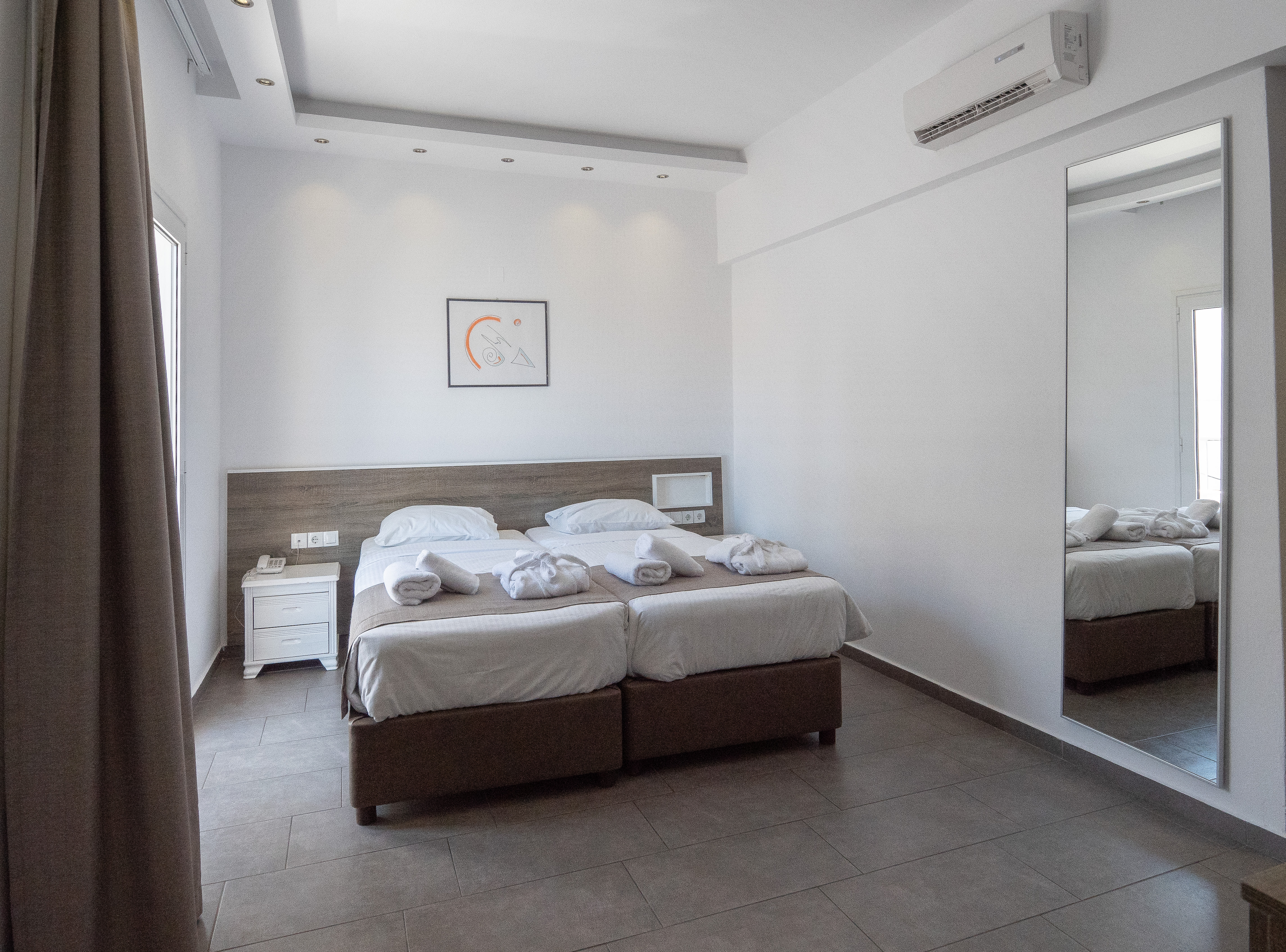 Double or Twin Side Sea View