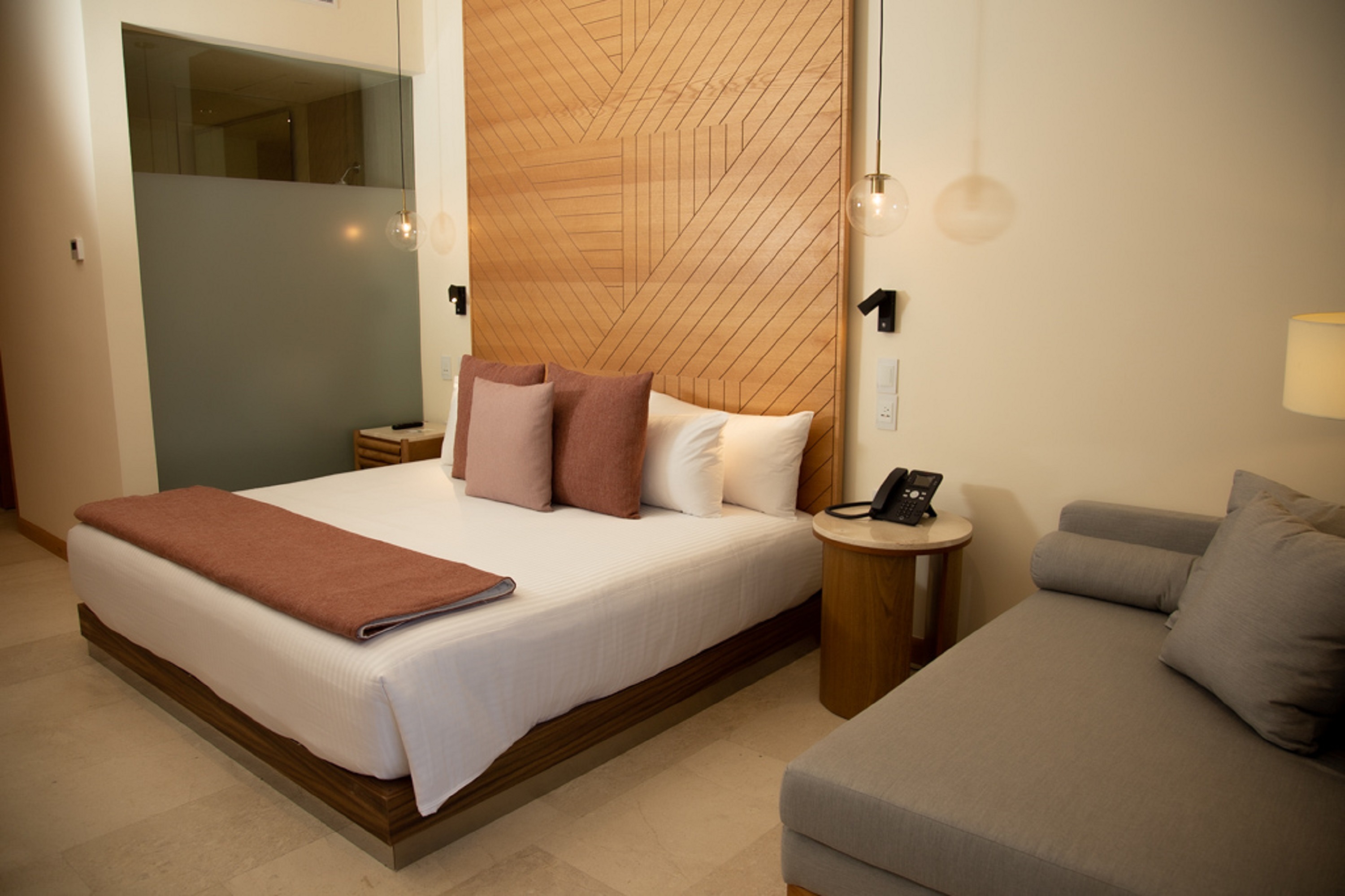 Junior Suite King Size Bed