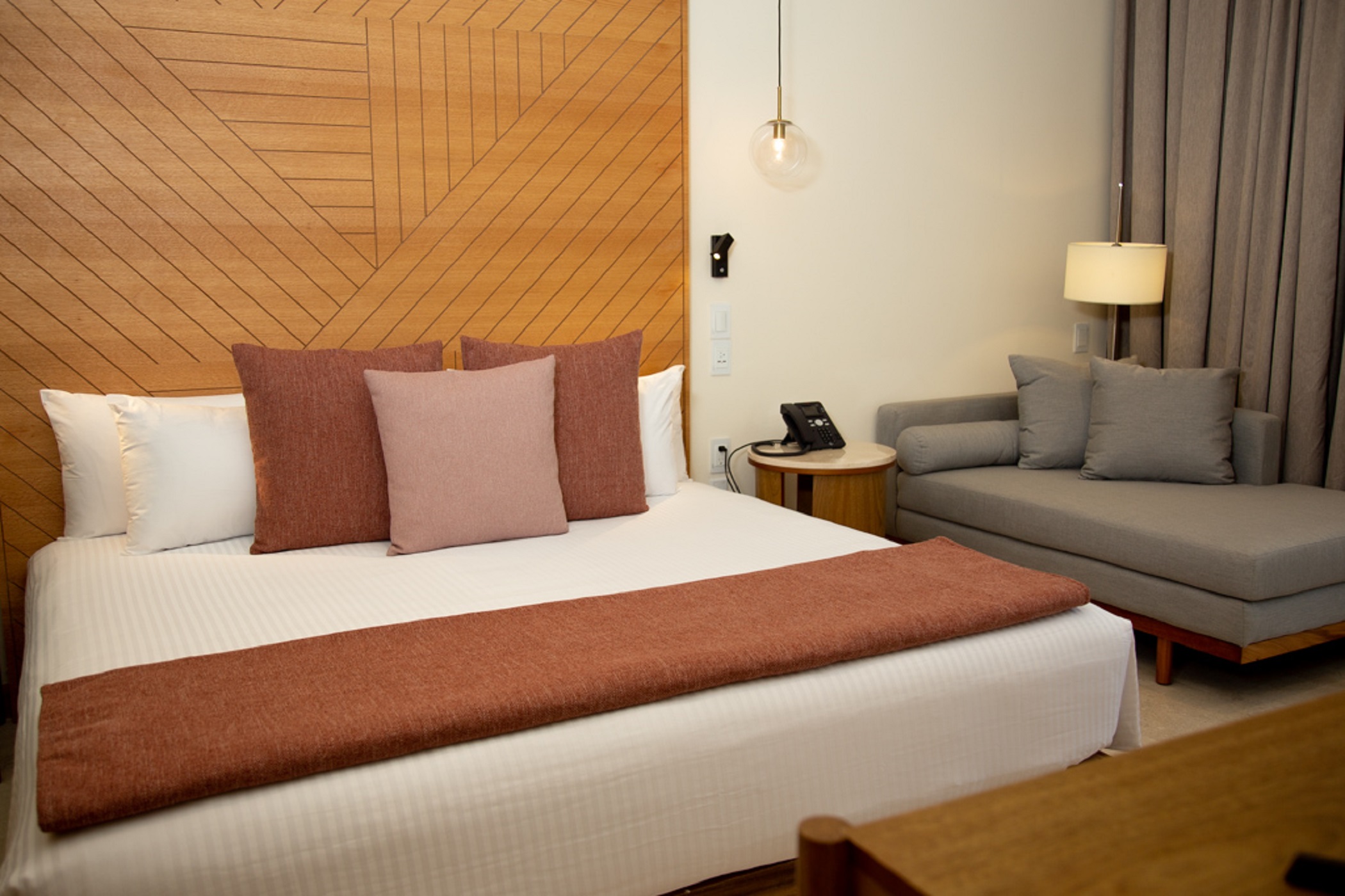 Junior Suite King Size Bed