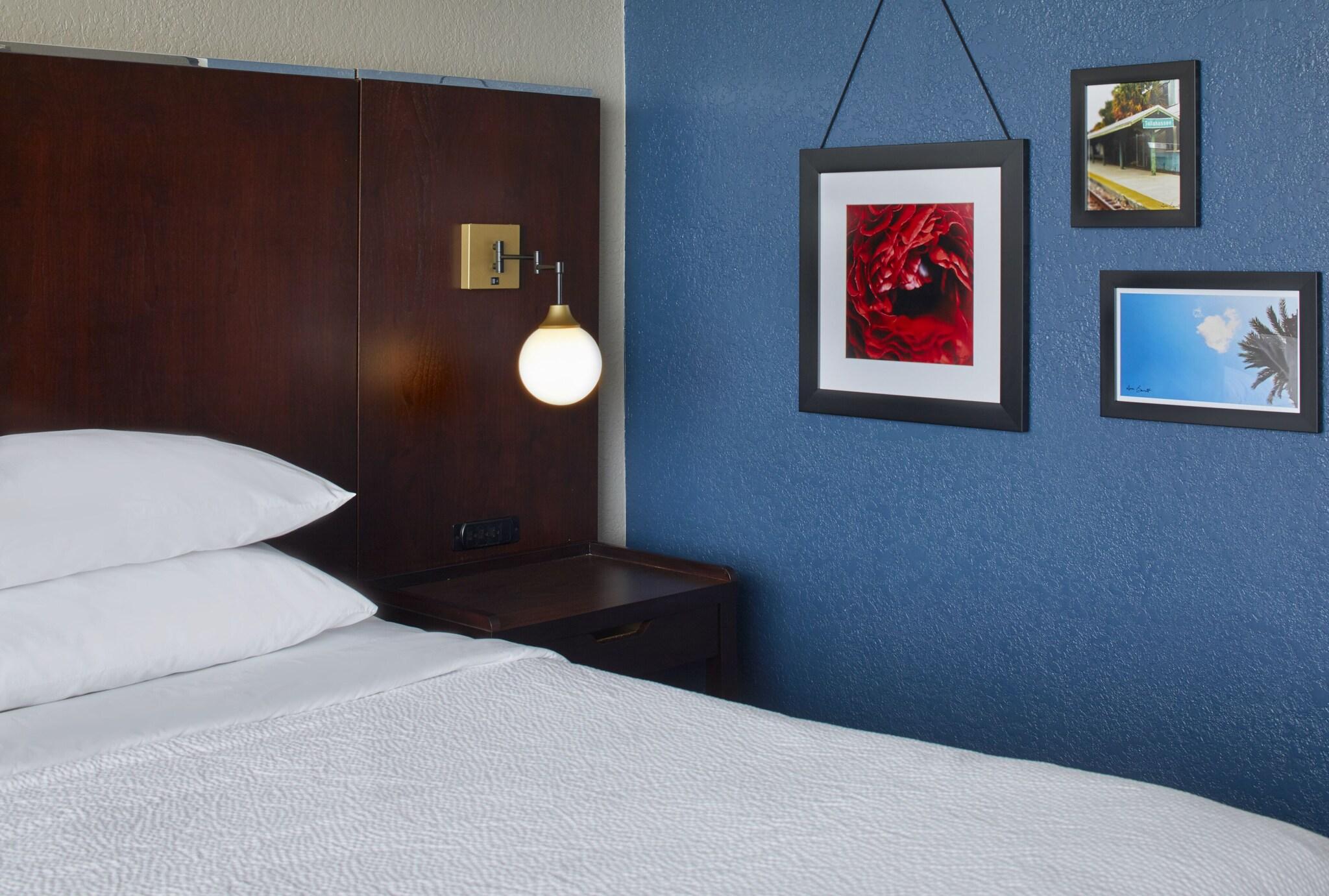 Double Deluxe King Bed