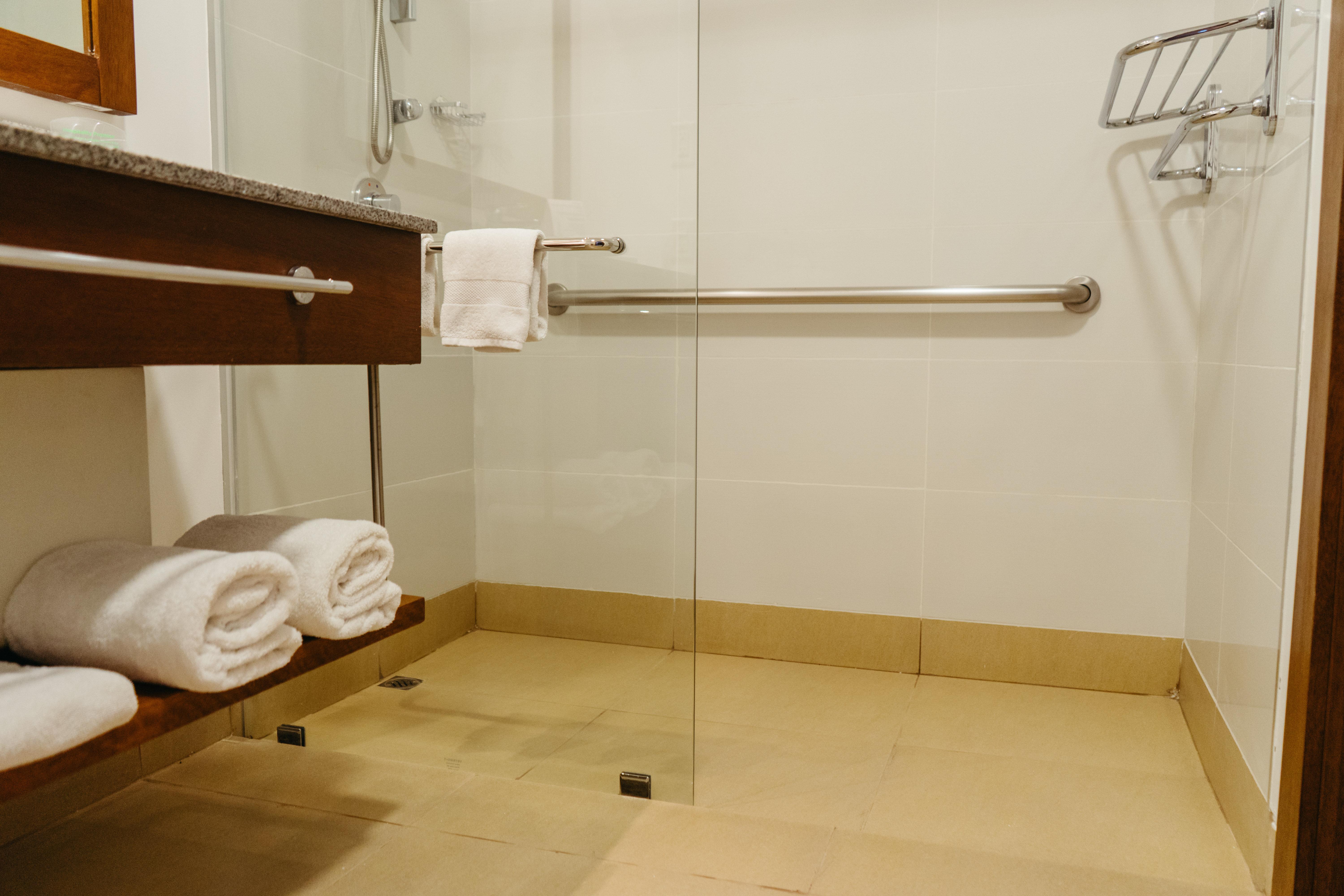 Double Accessible King Size Bed