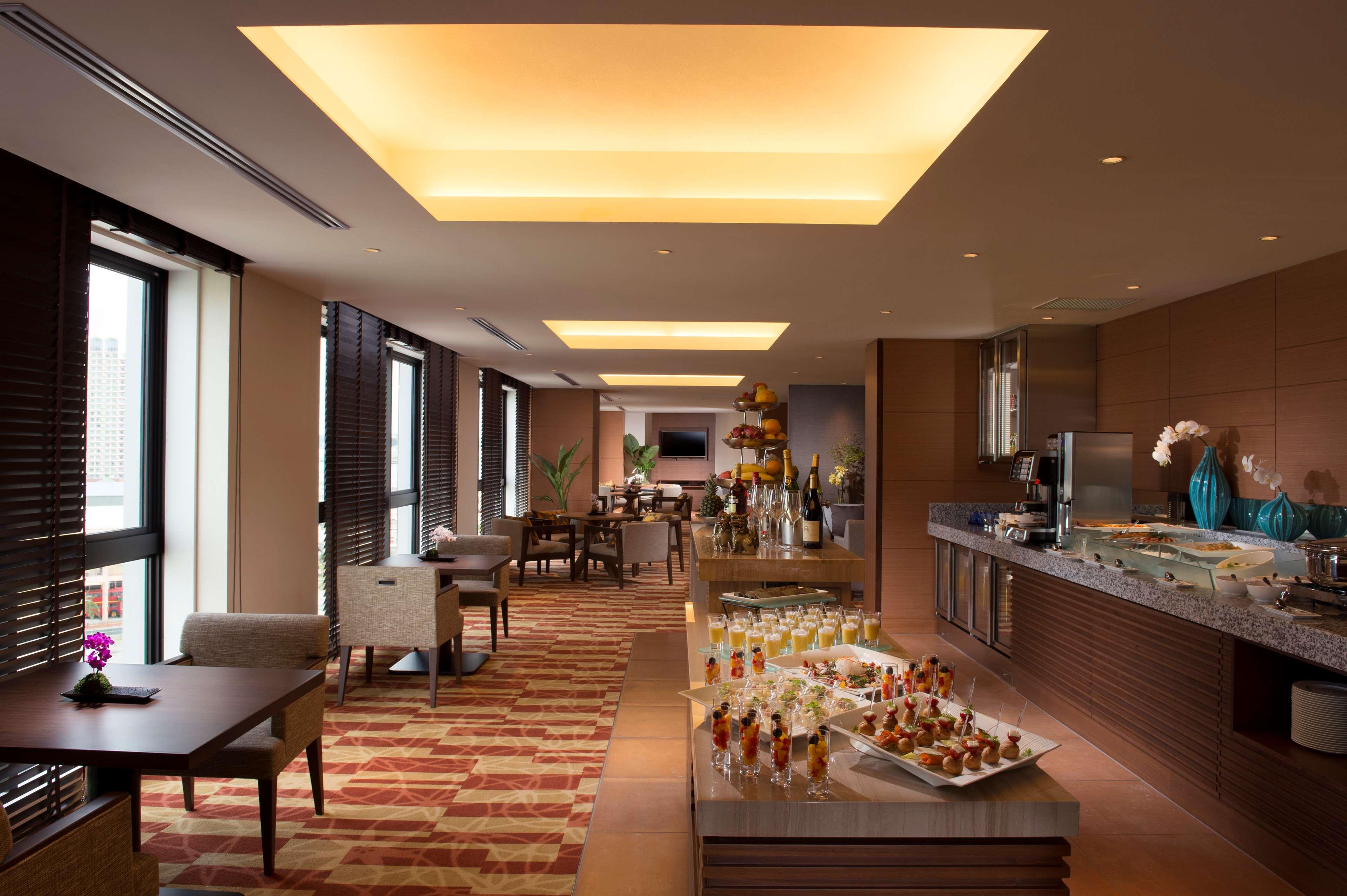 Twin Executive Ocean View