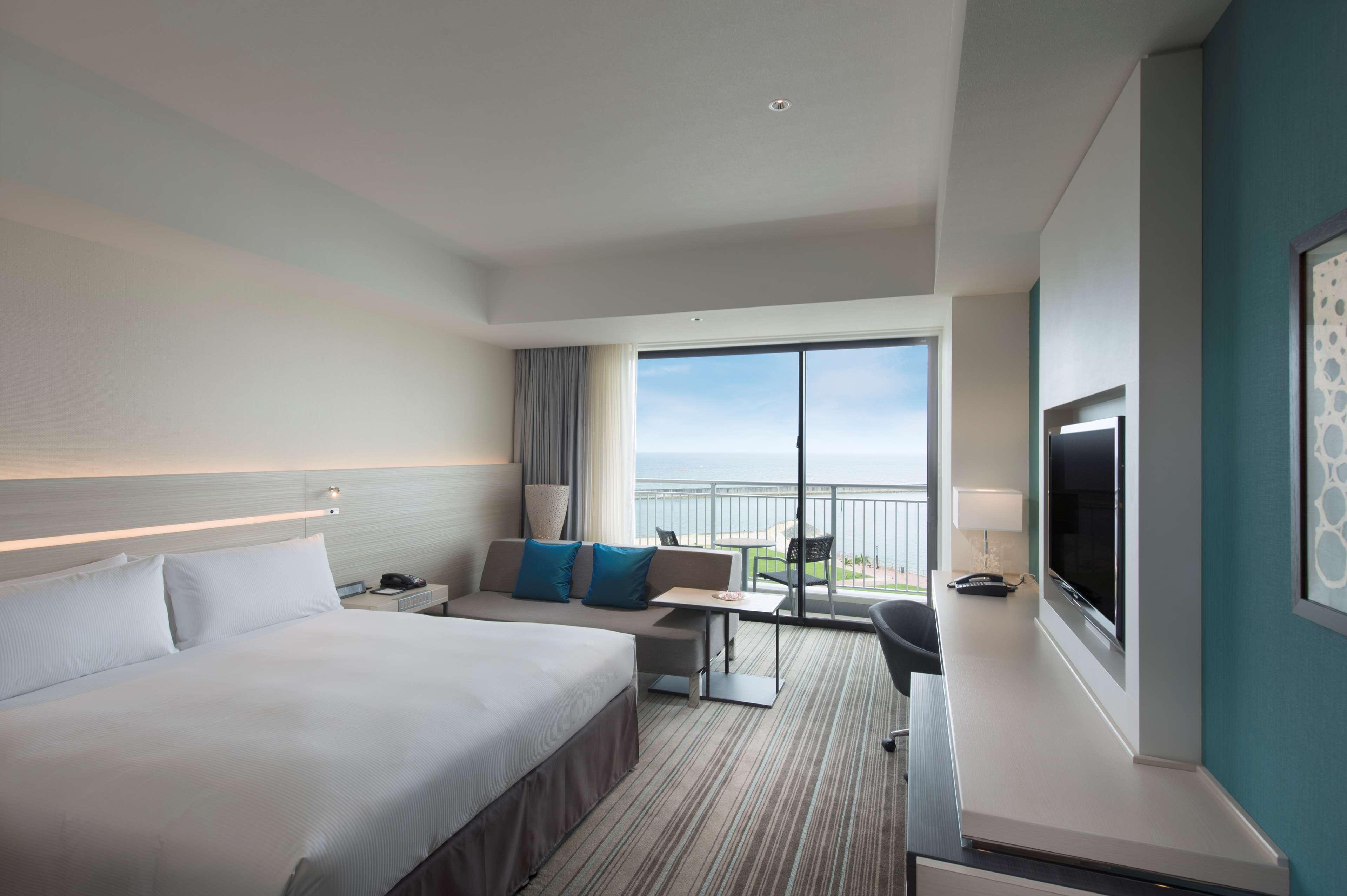 Double Ocean View King Bed