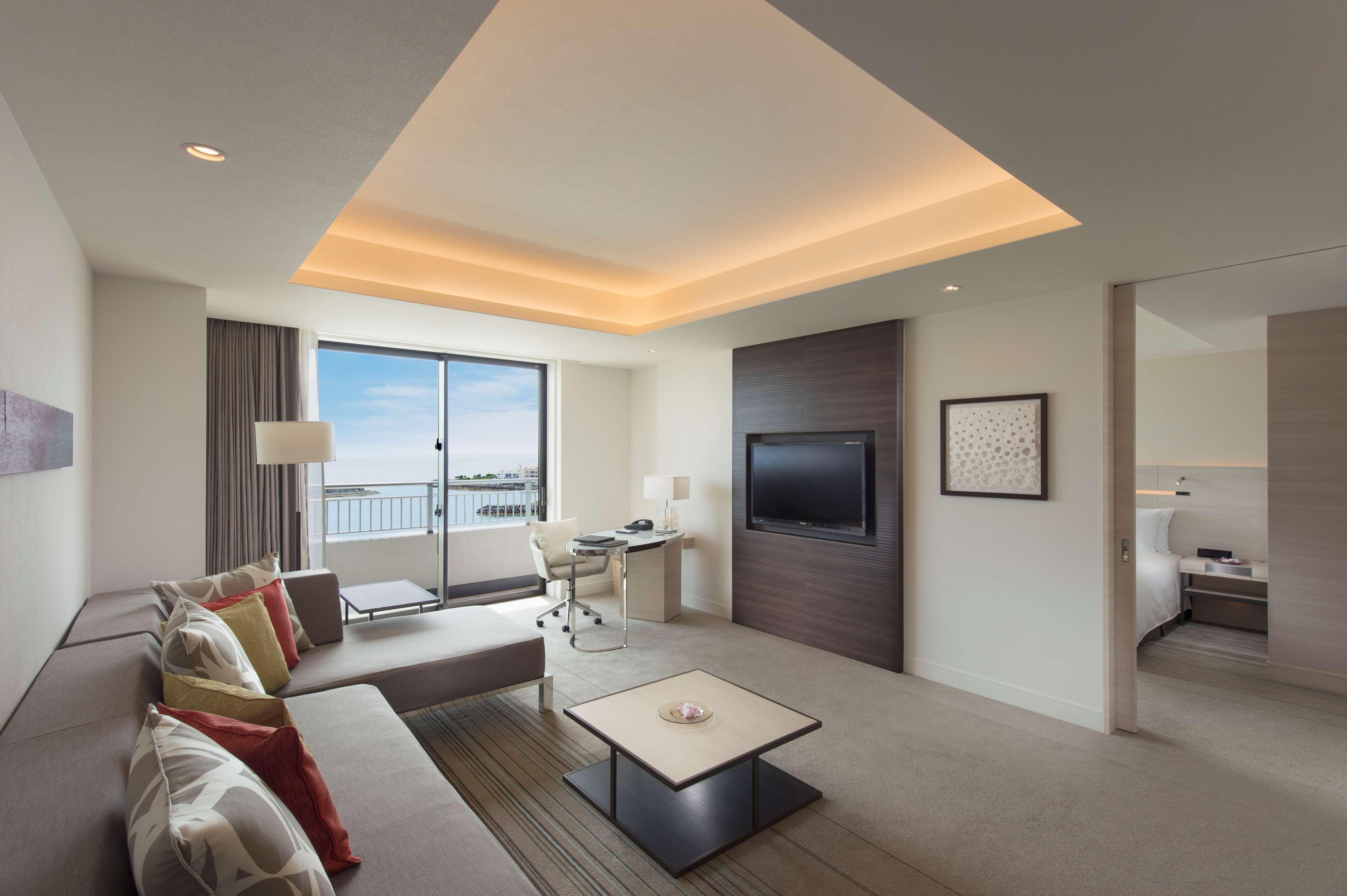 Double Ocean View King Bed