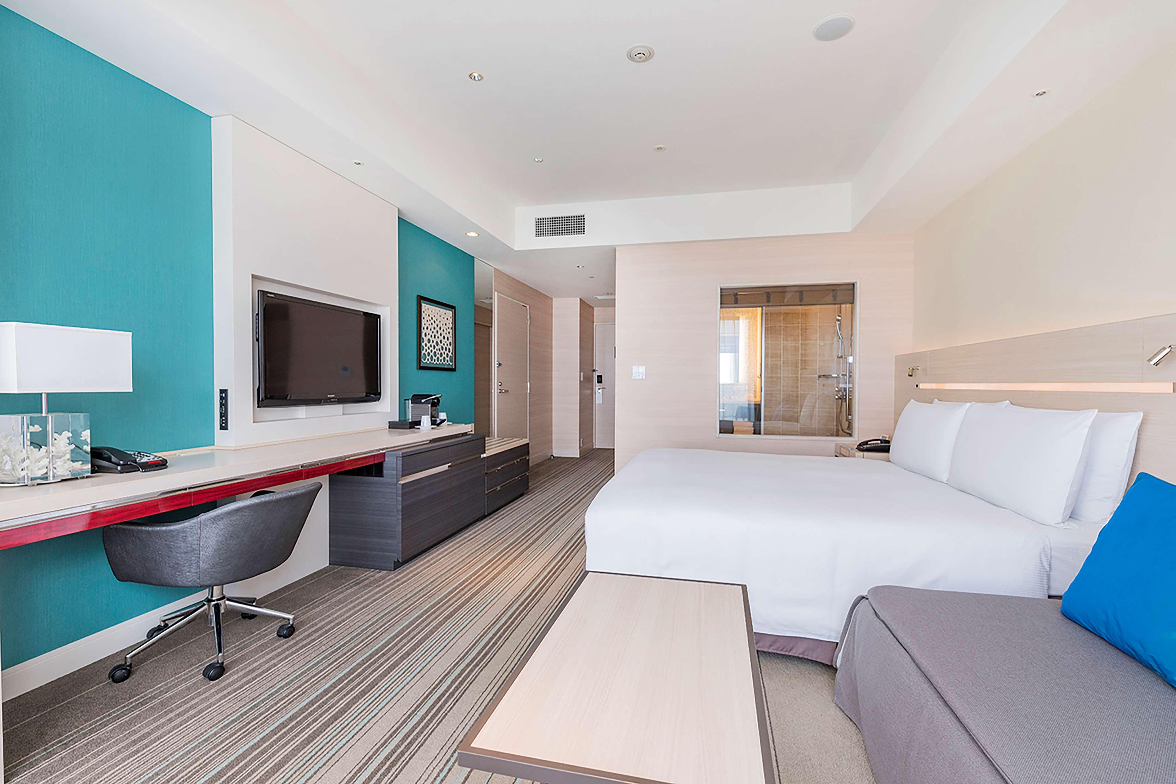 Double Executive King Bed