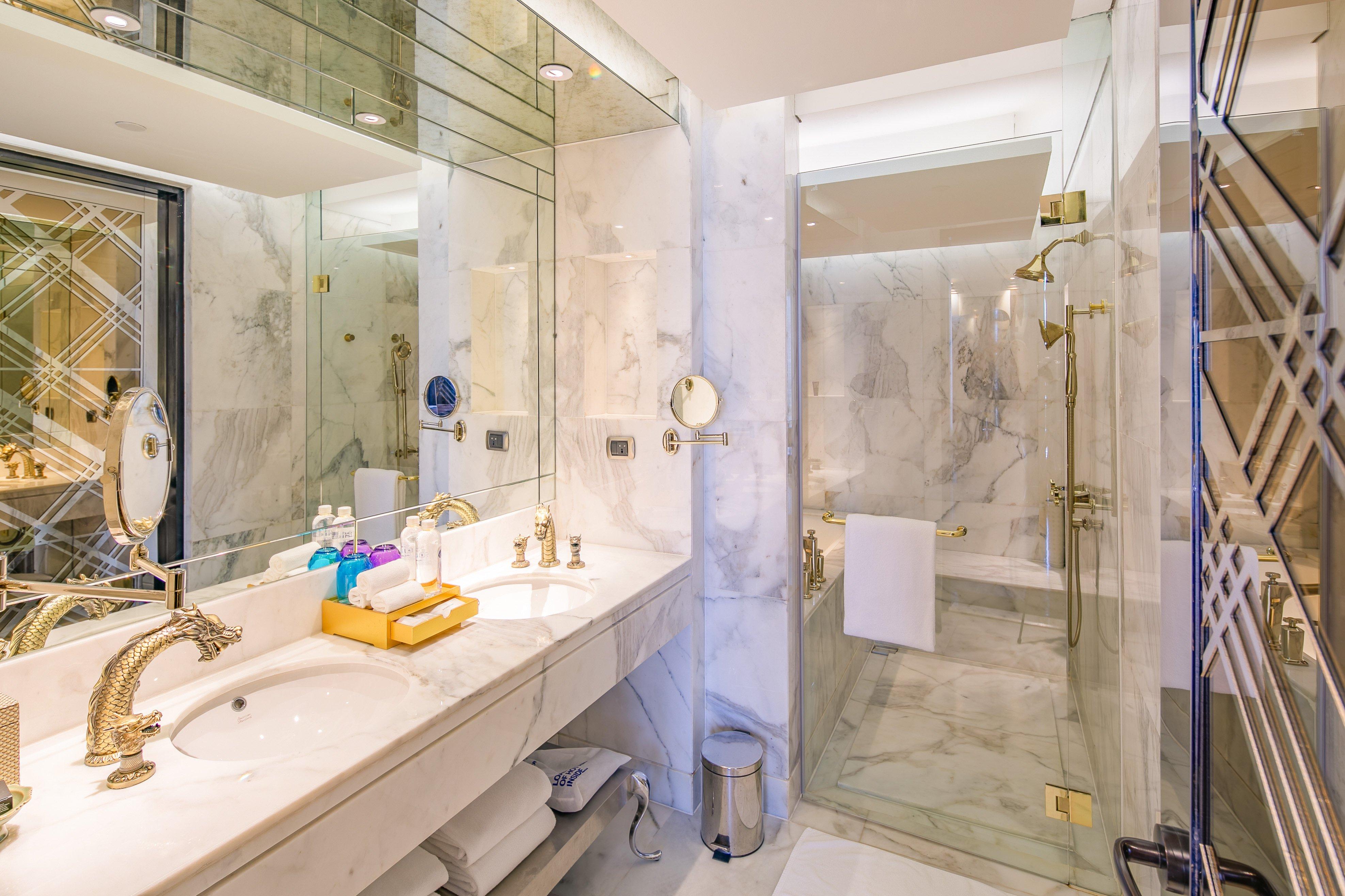 Suite Garden View King Bed