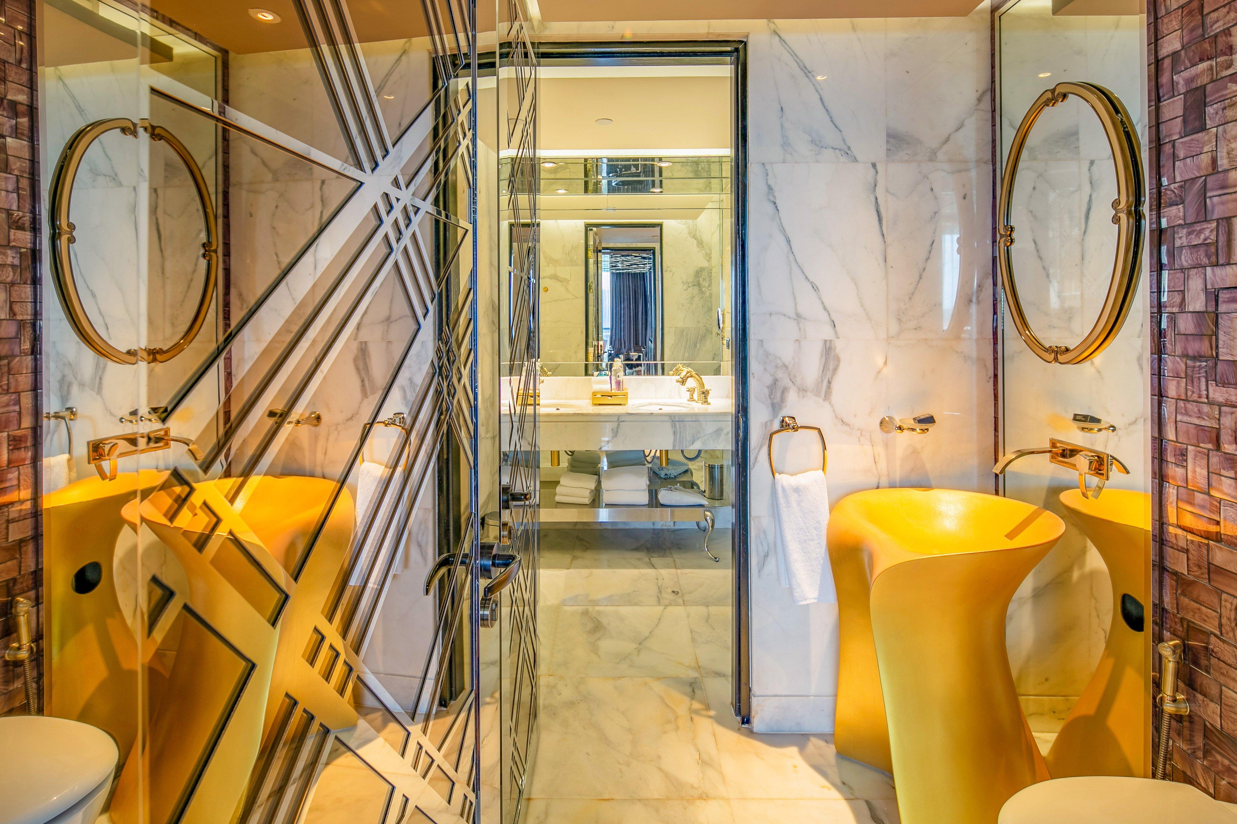 Suite Garden View King Bed