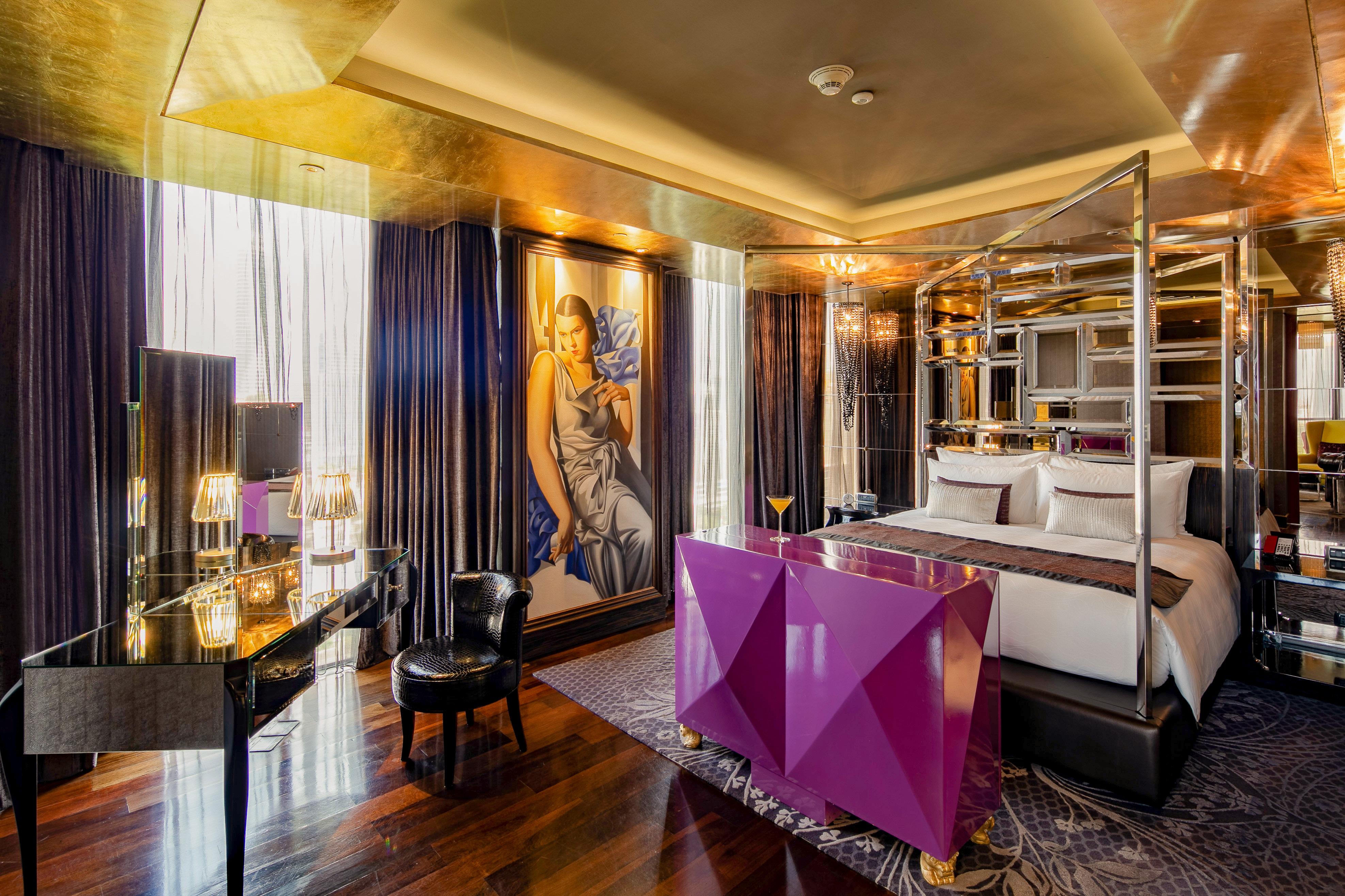 Suite Garden View King Bed