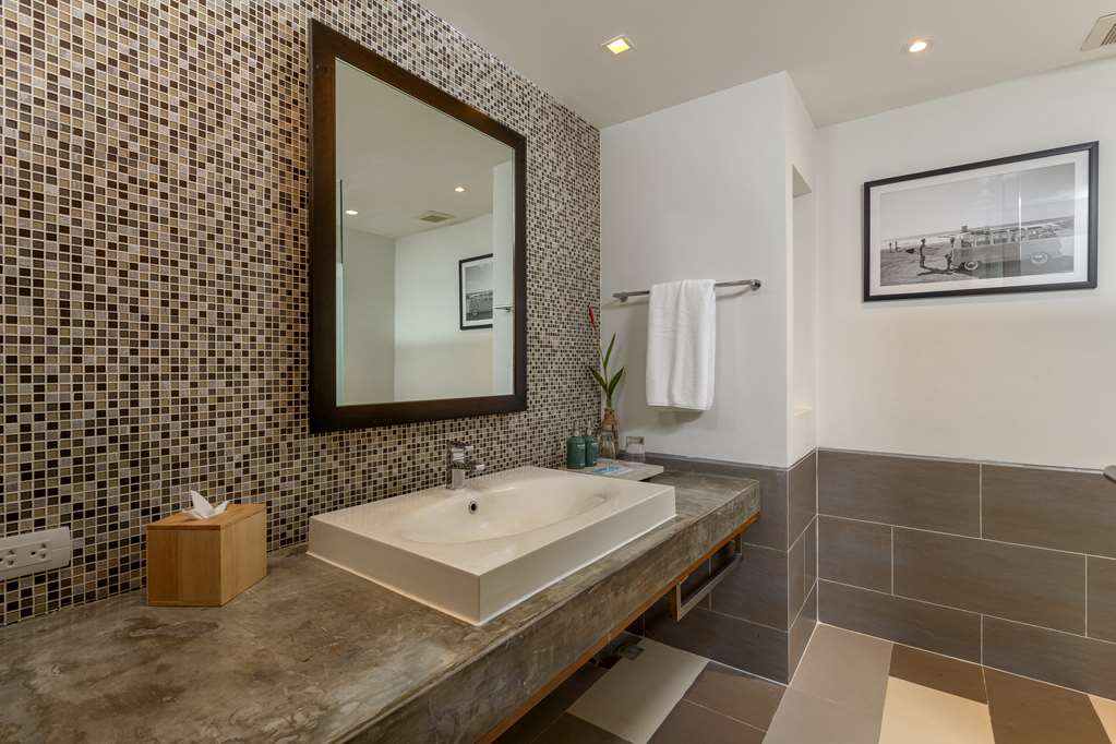 Twin Deluxe with Terrace