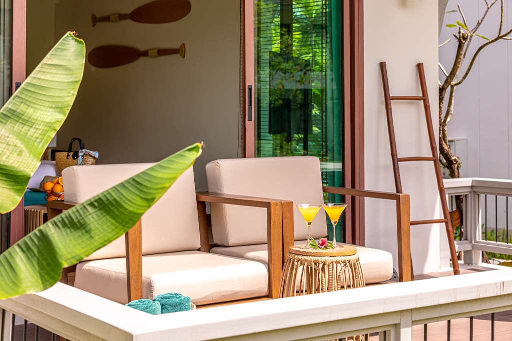 Twin Deluxe with Terrace