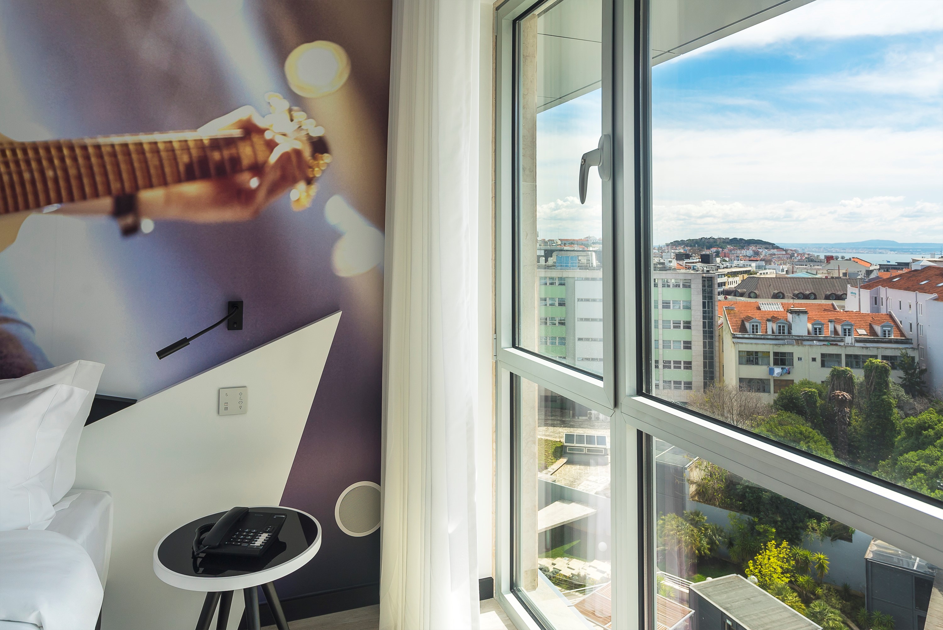 Double Queen Size Bed