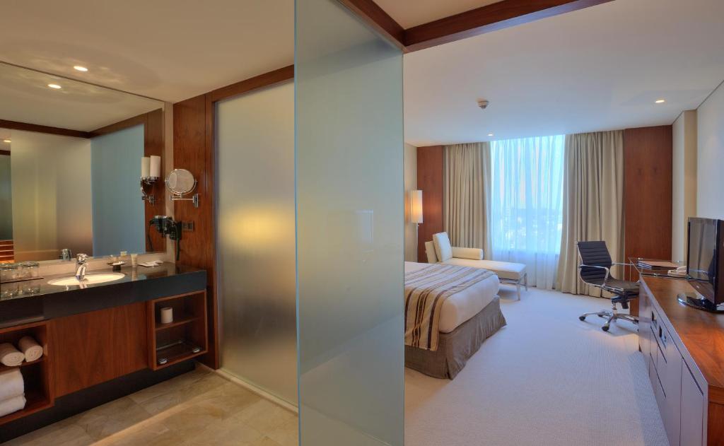 Room Deluxe Queen Bed