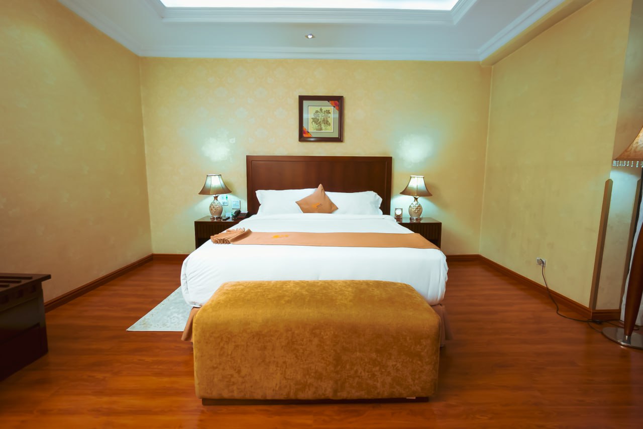 Double King Size Bed