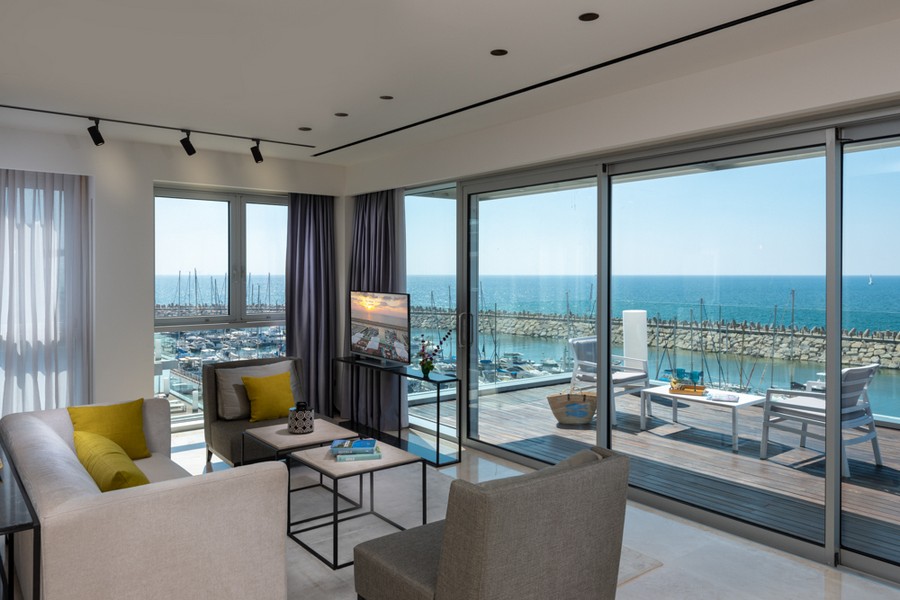 Suite City View Two Beds