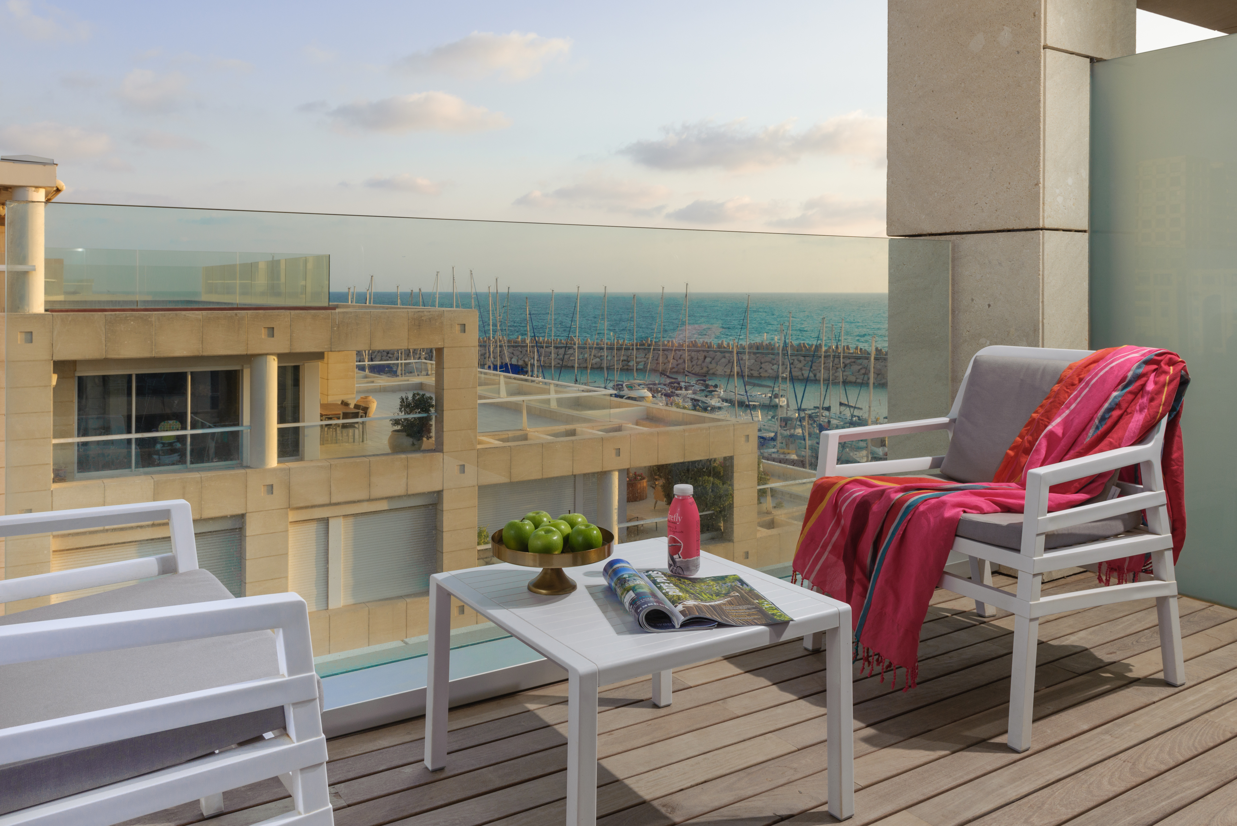 Single Deluxe with Balcony