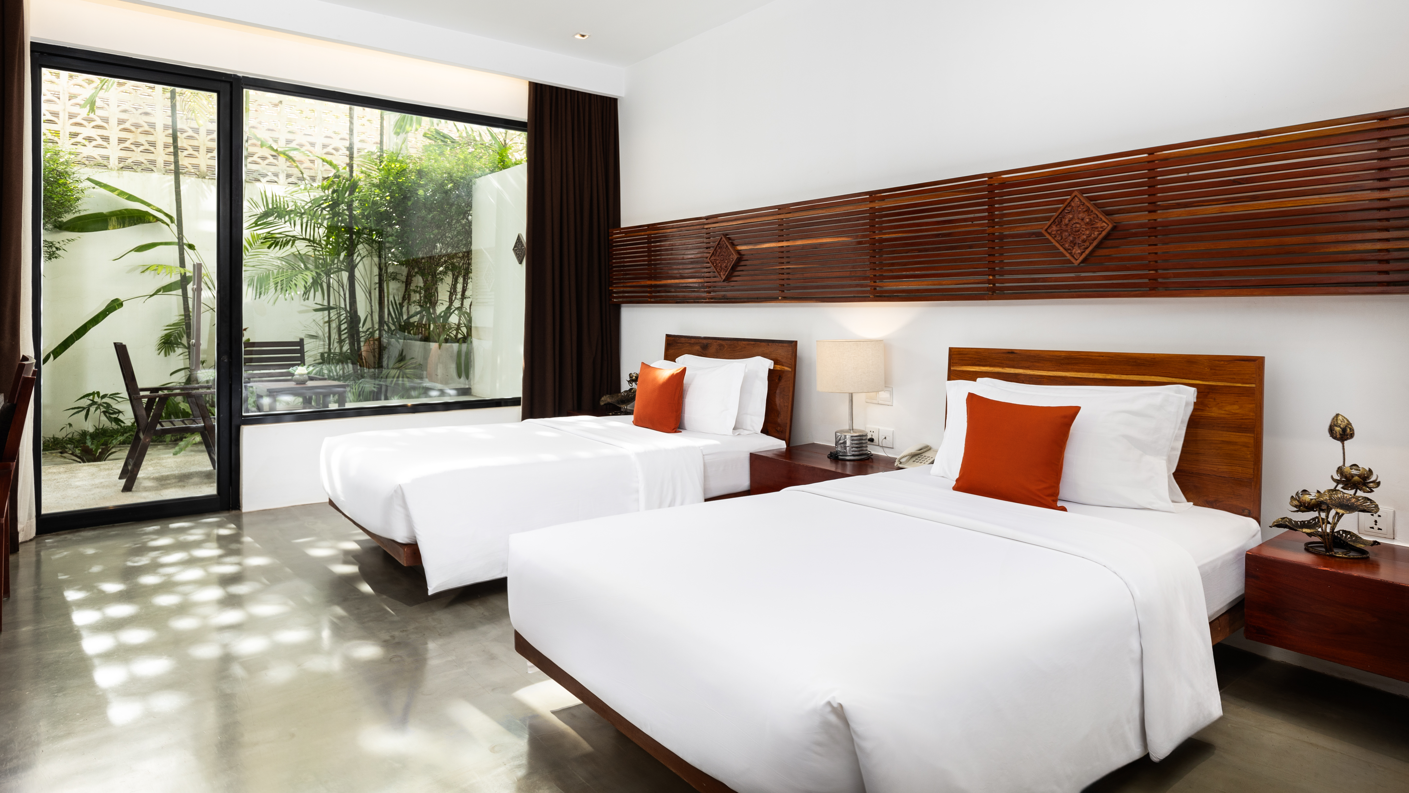 Twin Deluxe Garden View