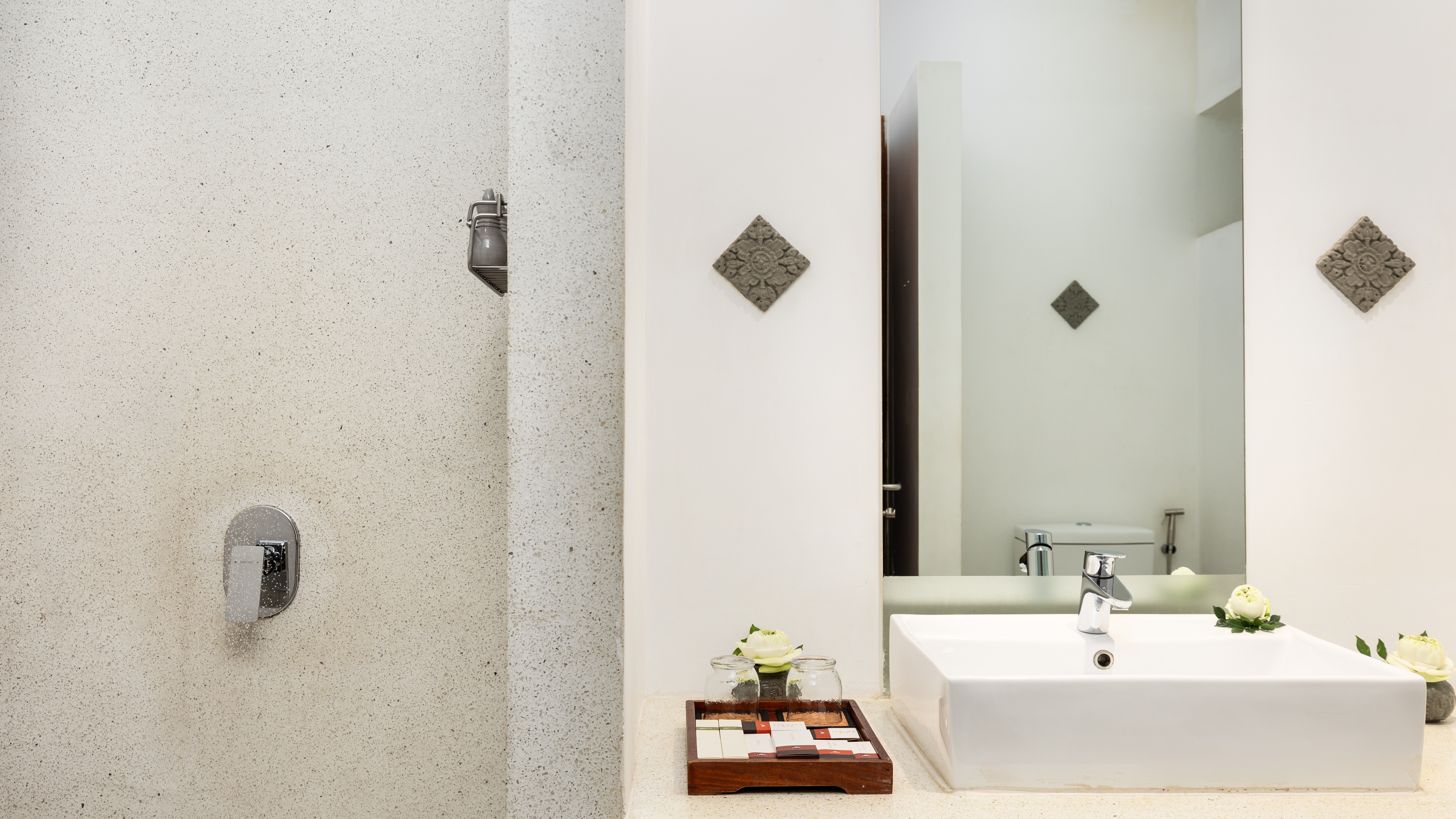 Twin Deluxe Garden View