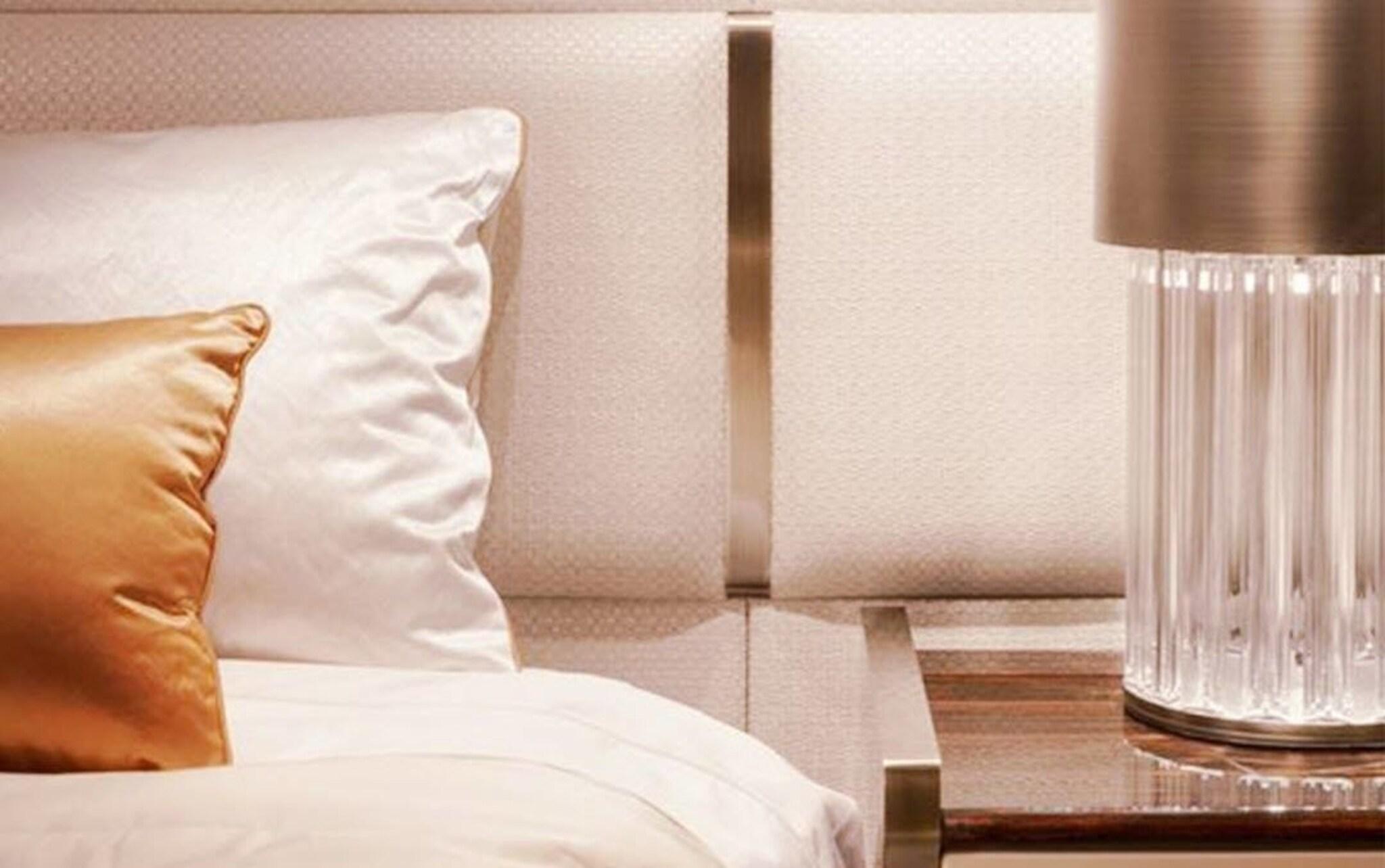 Double Deluxe King Bed