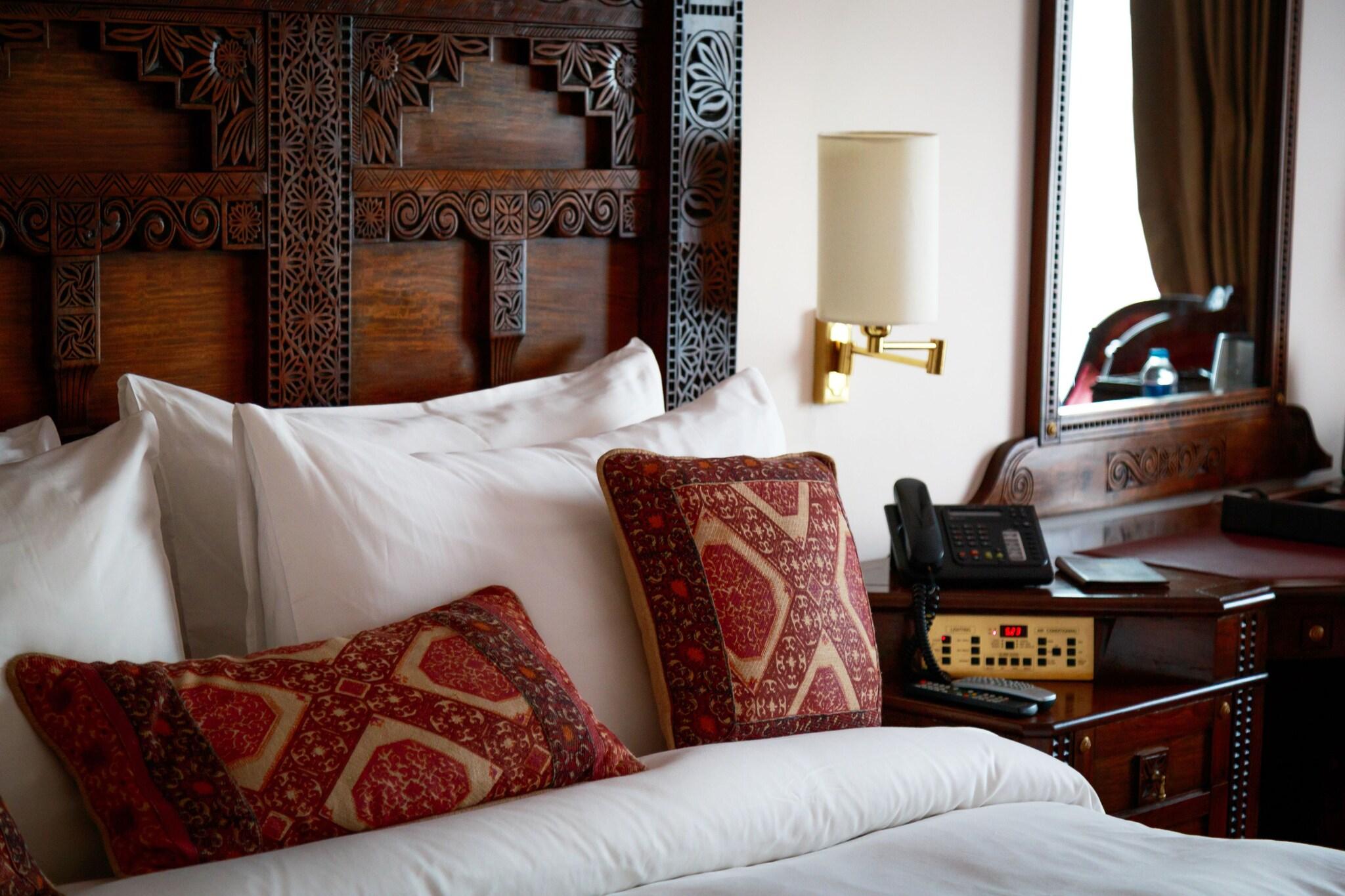 Double Deluxe King Bed