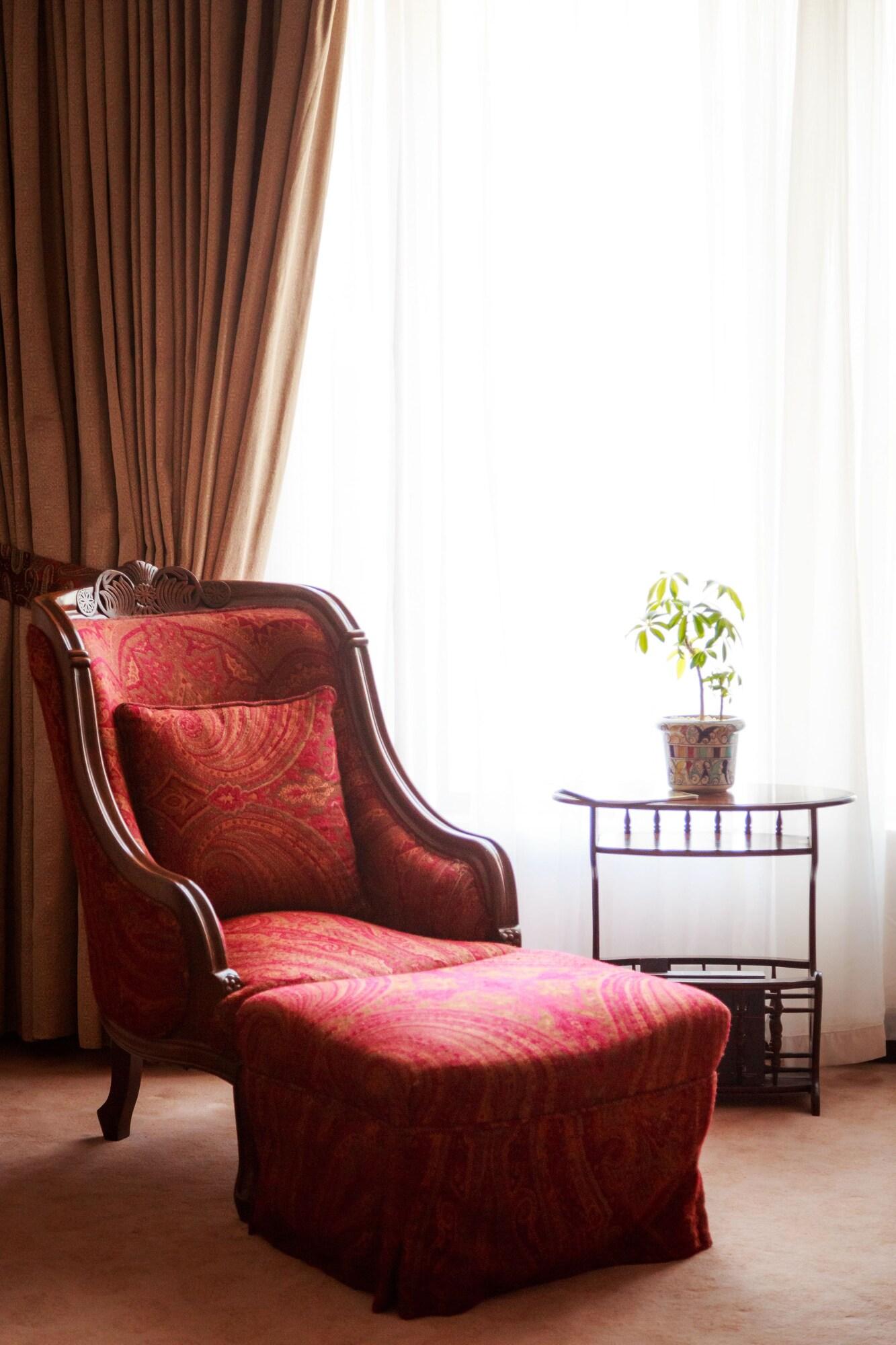 Double Deluxe King Bed