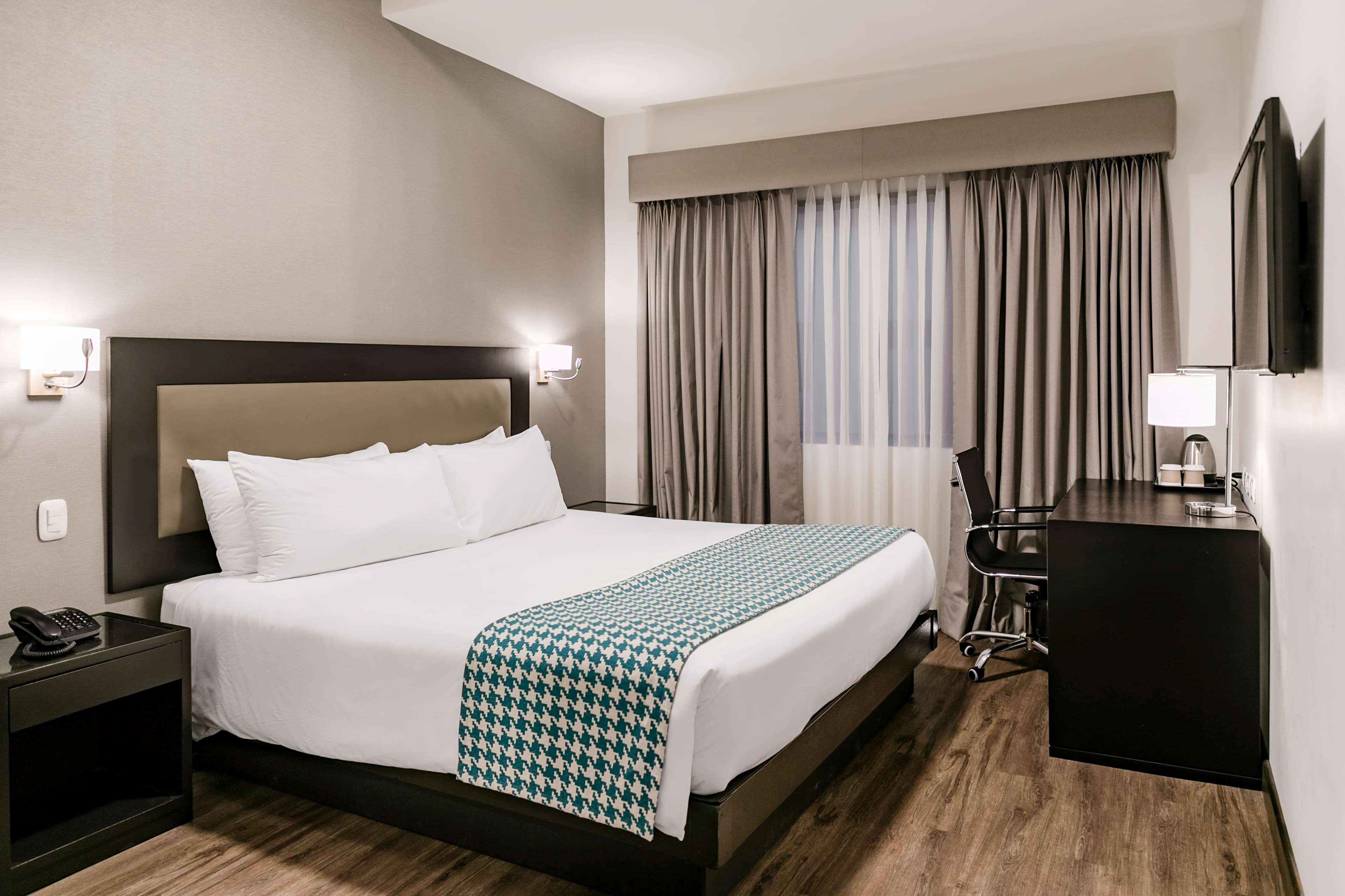 Double Superior King Bed