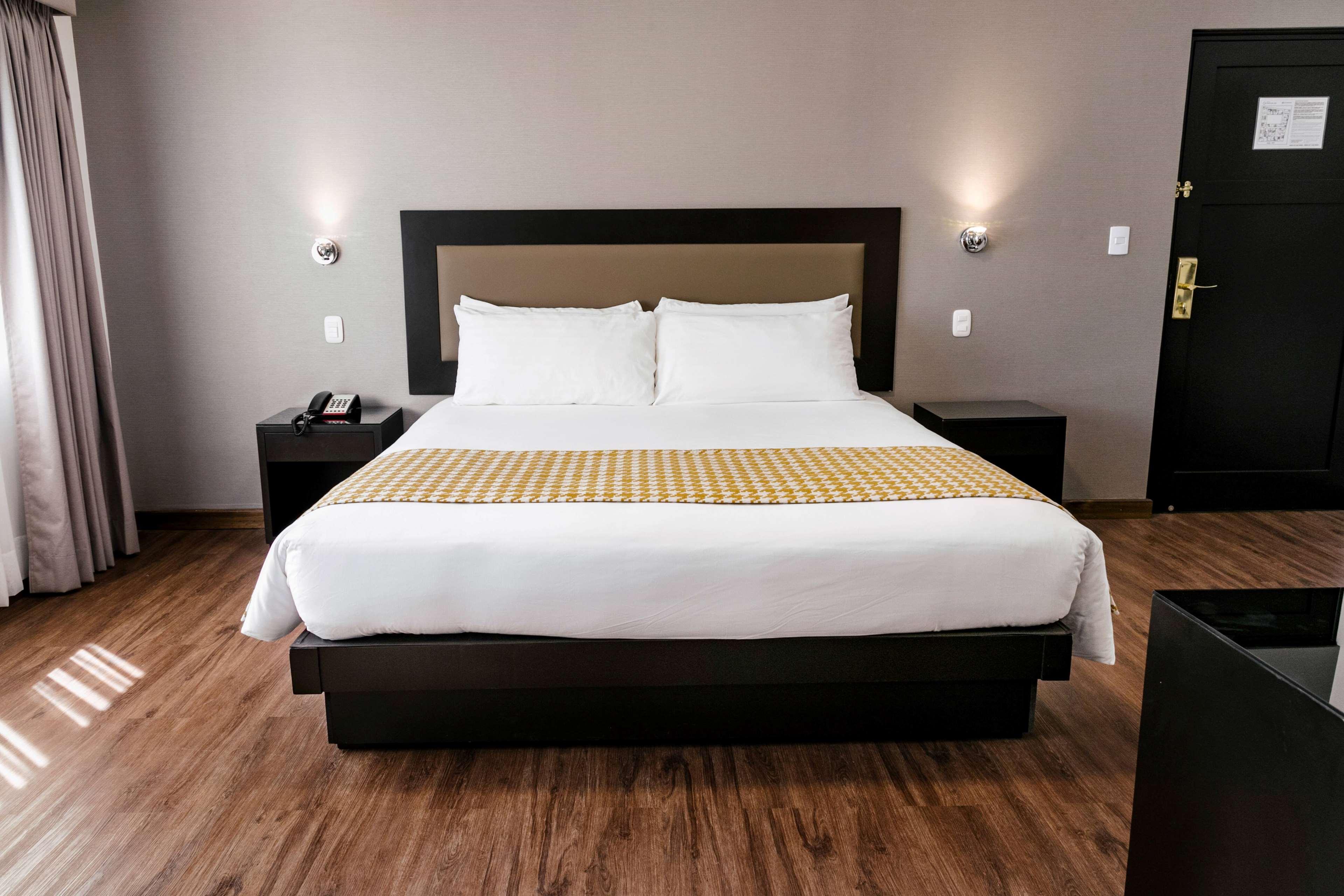 Junior Suite King Bed Non Smoking