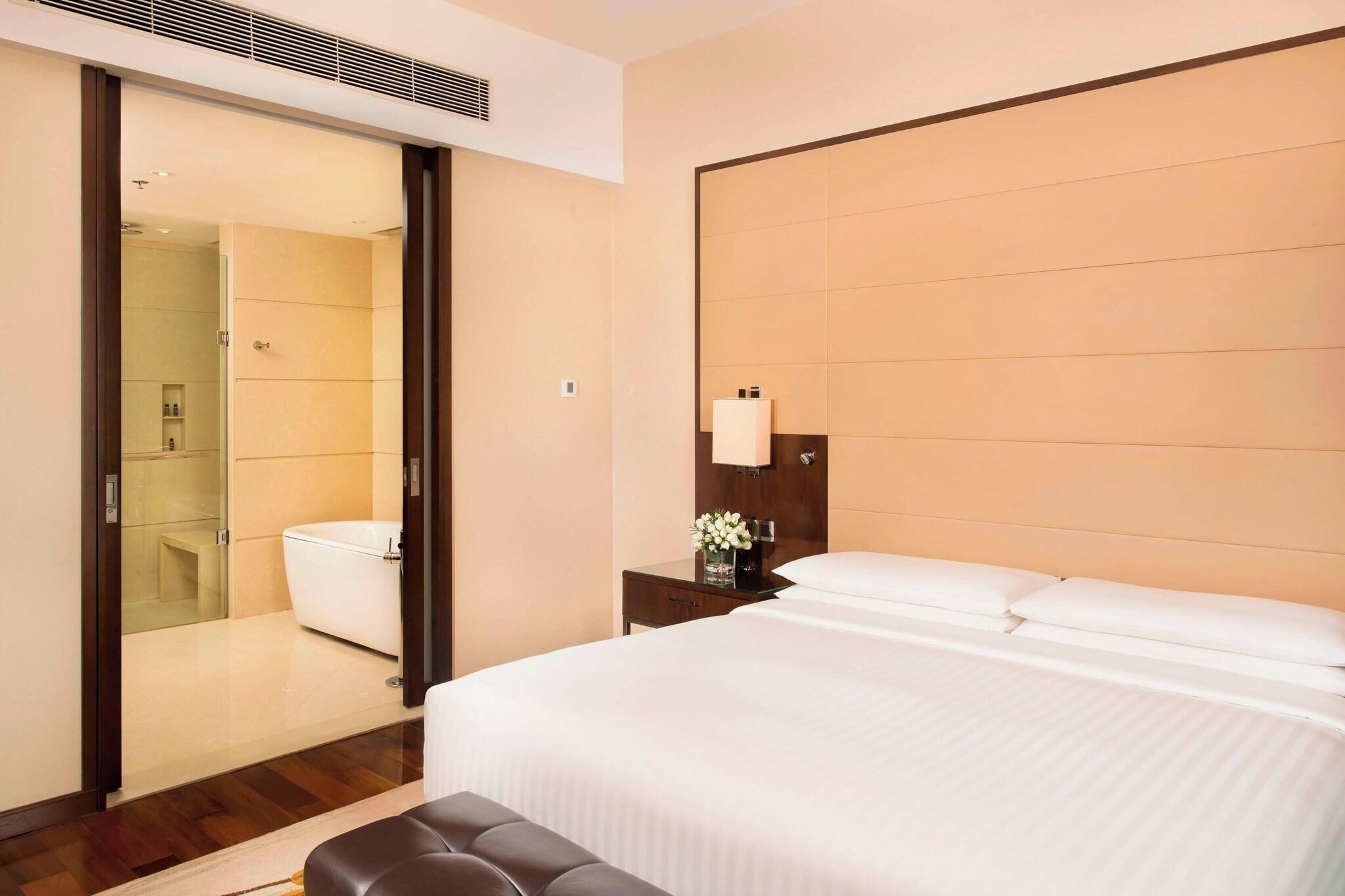 Suite Executive King Bed