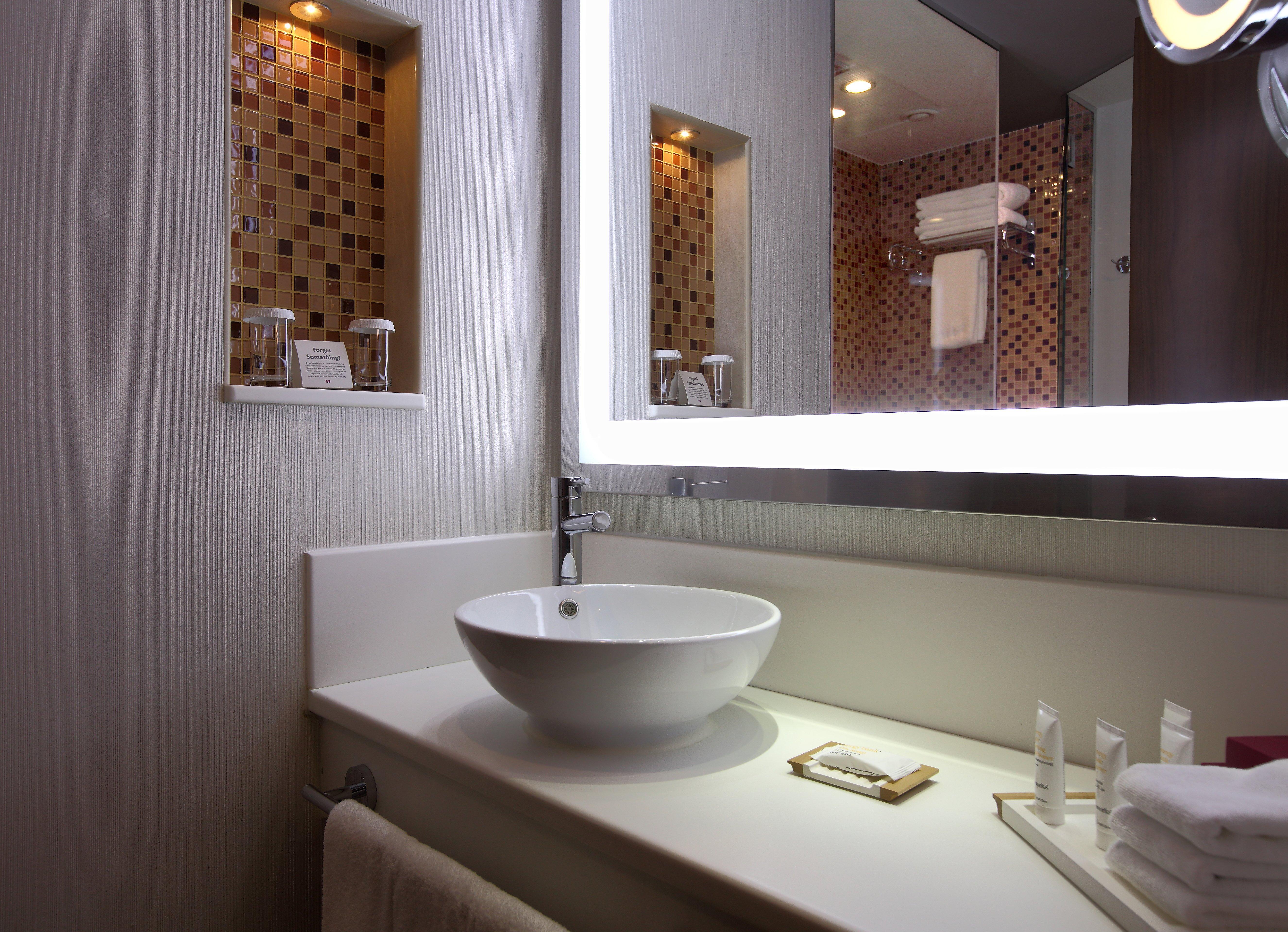 Double Queen Bed Non Smoking