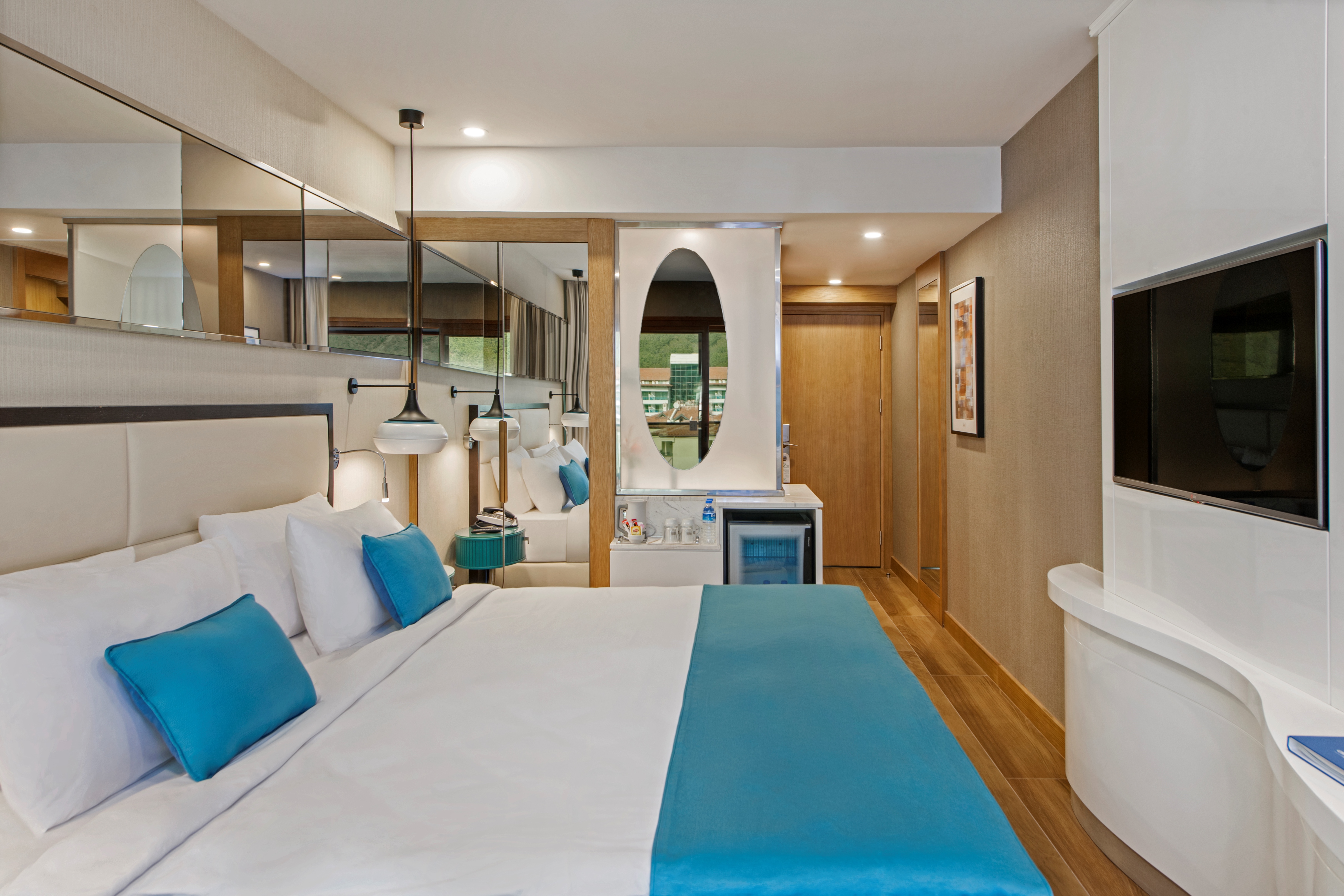 Double Deluxe Land View