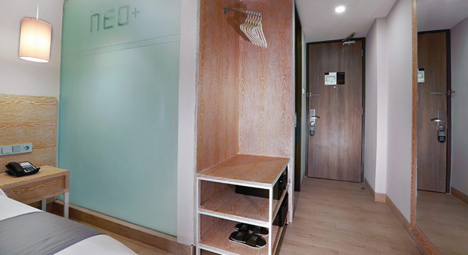 Double or Twin Standard