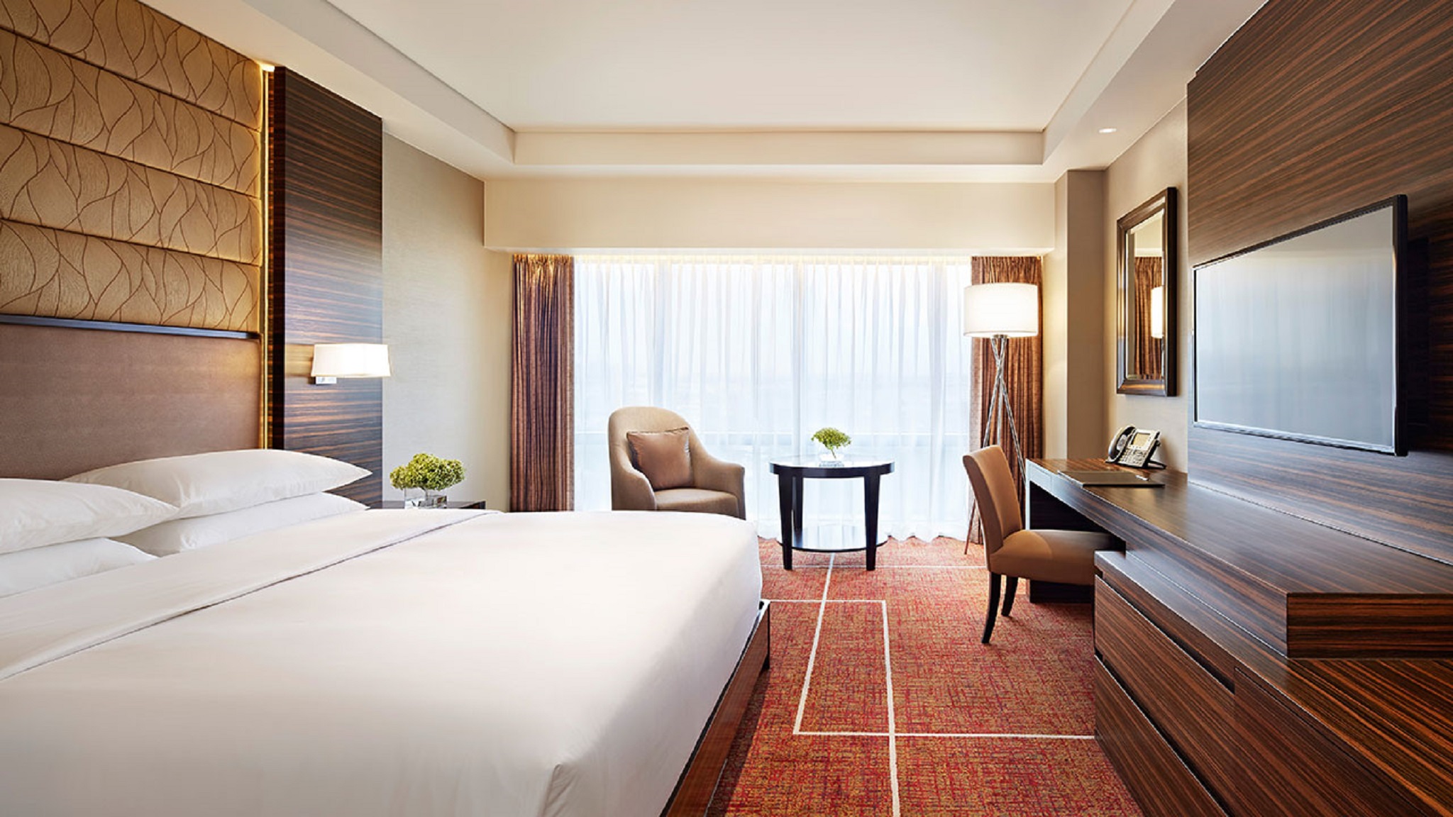 Double Deluxe King Bed