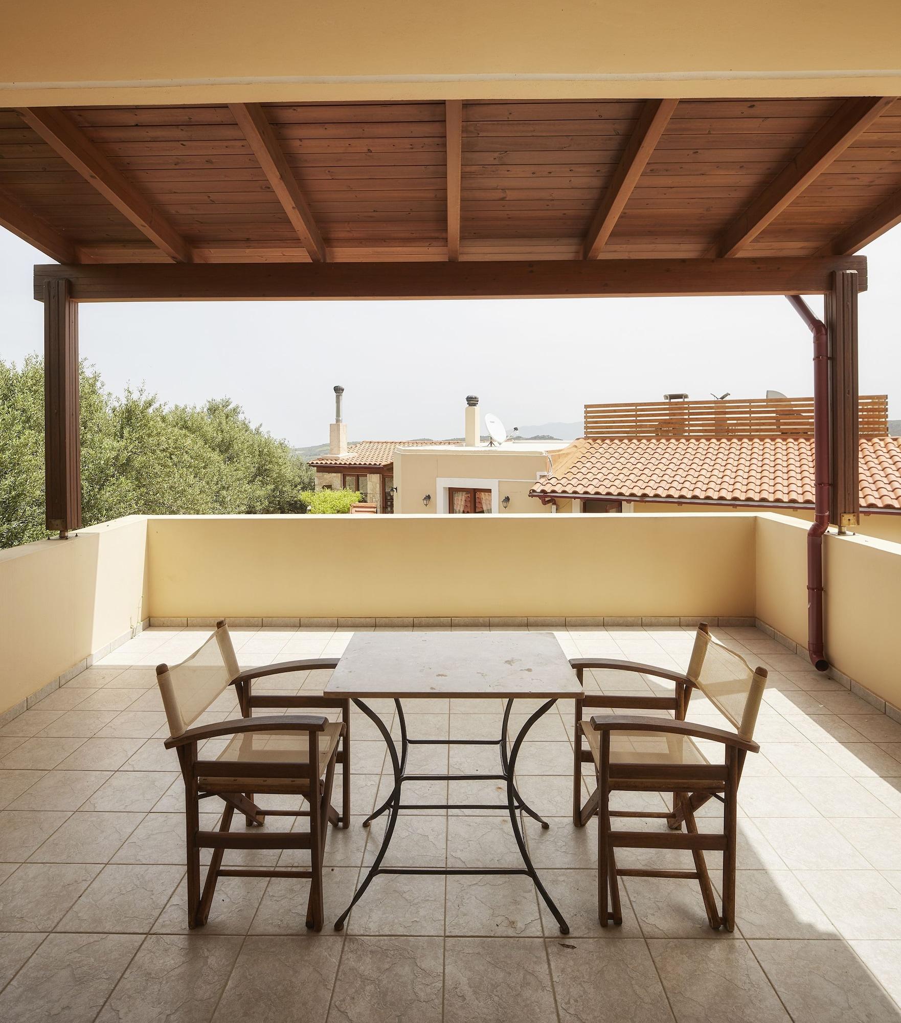 Apartment Capacity 4