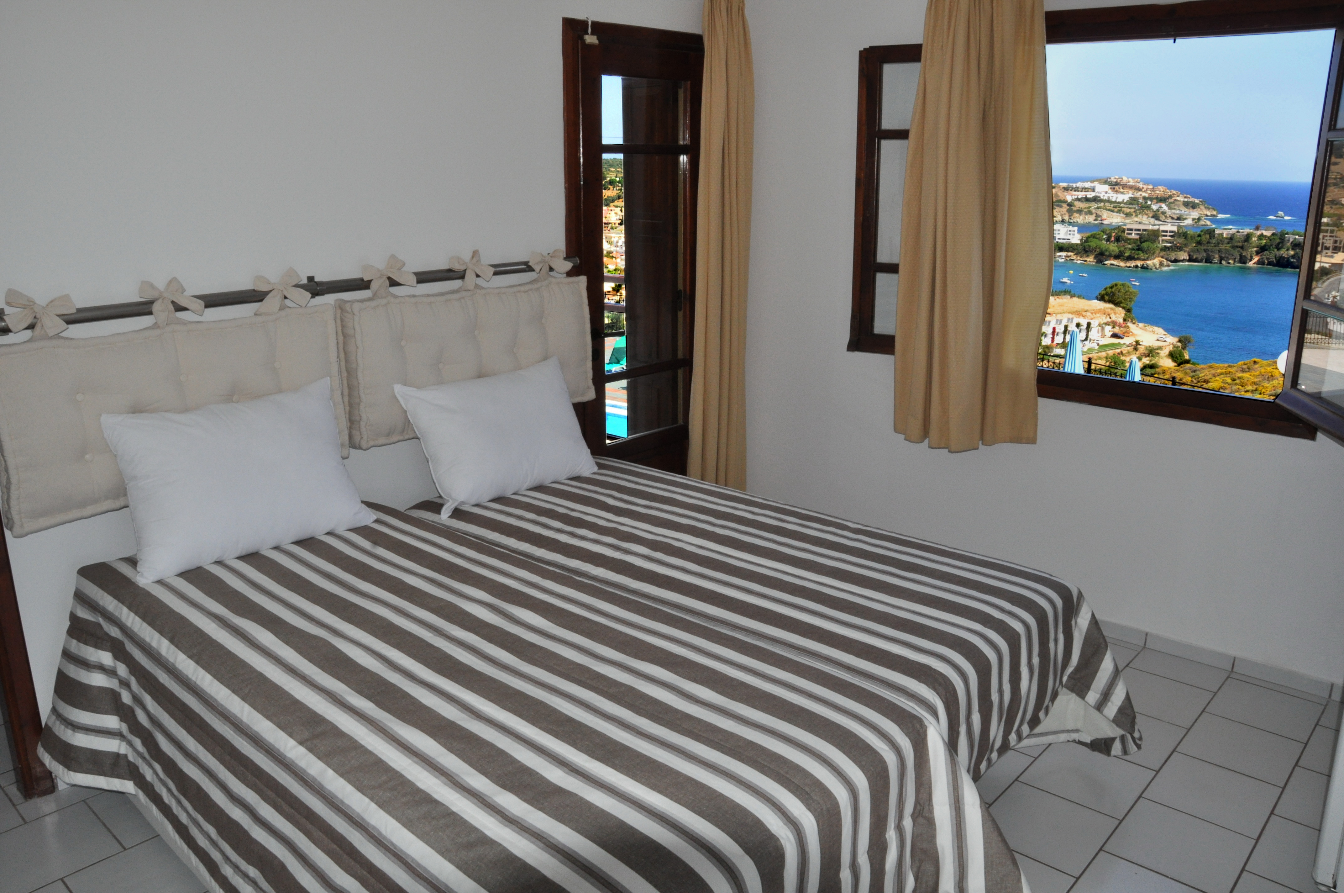 Apartment Capacity 4