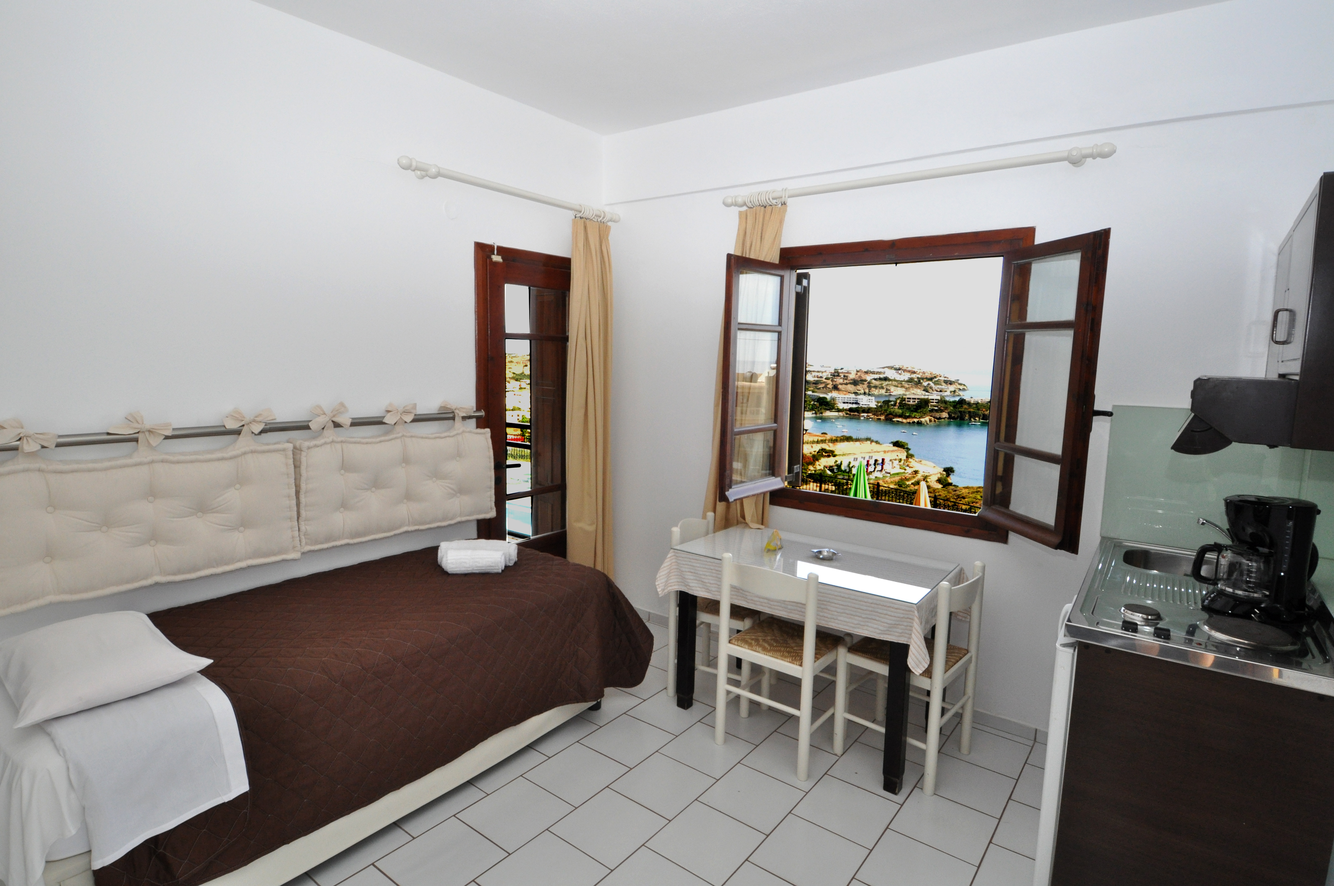 Apartment Capacity 4