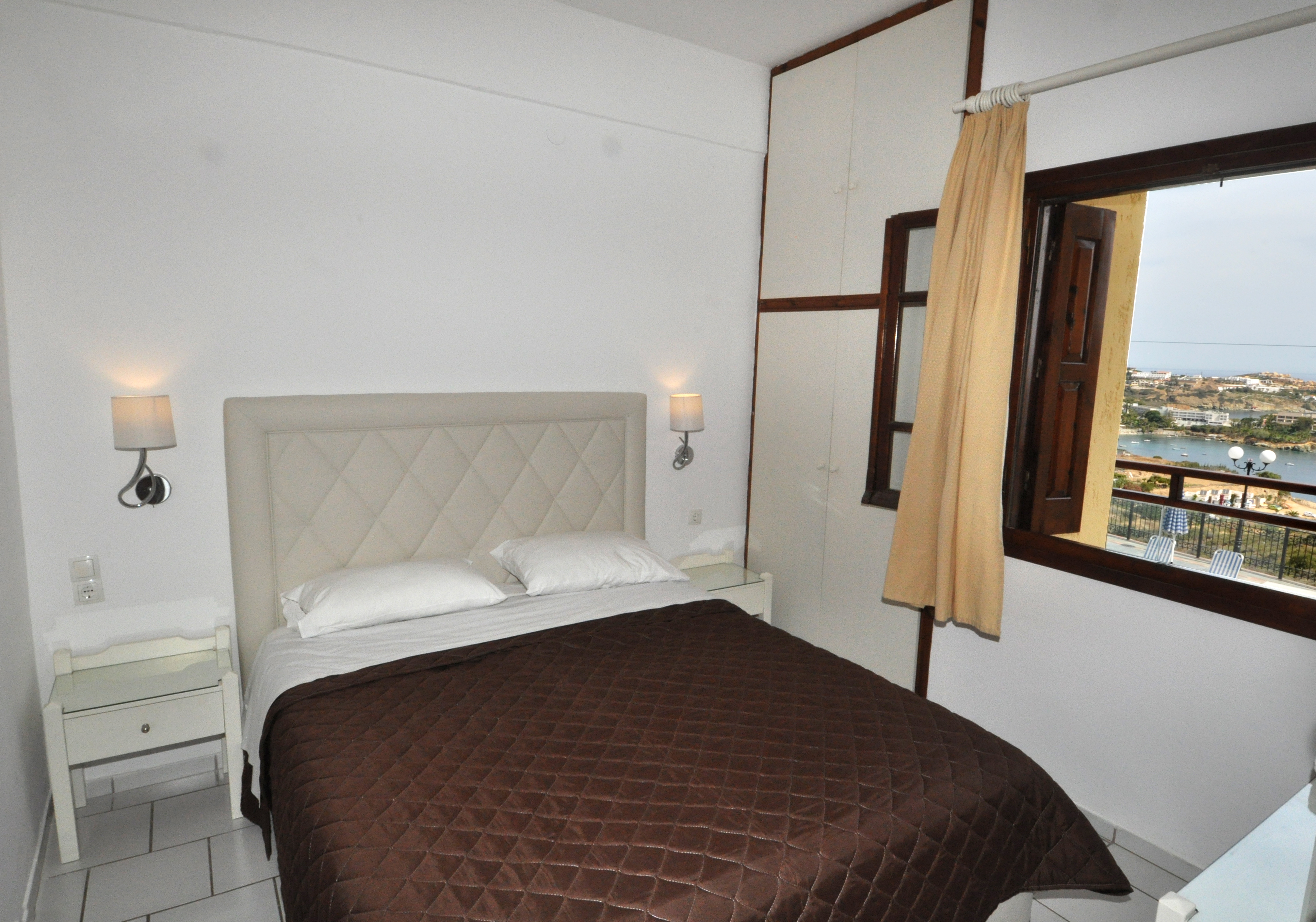 Apartment Capacity 4