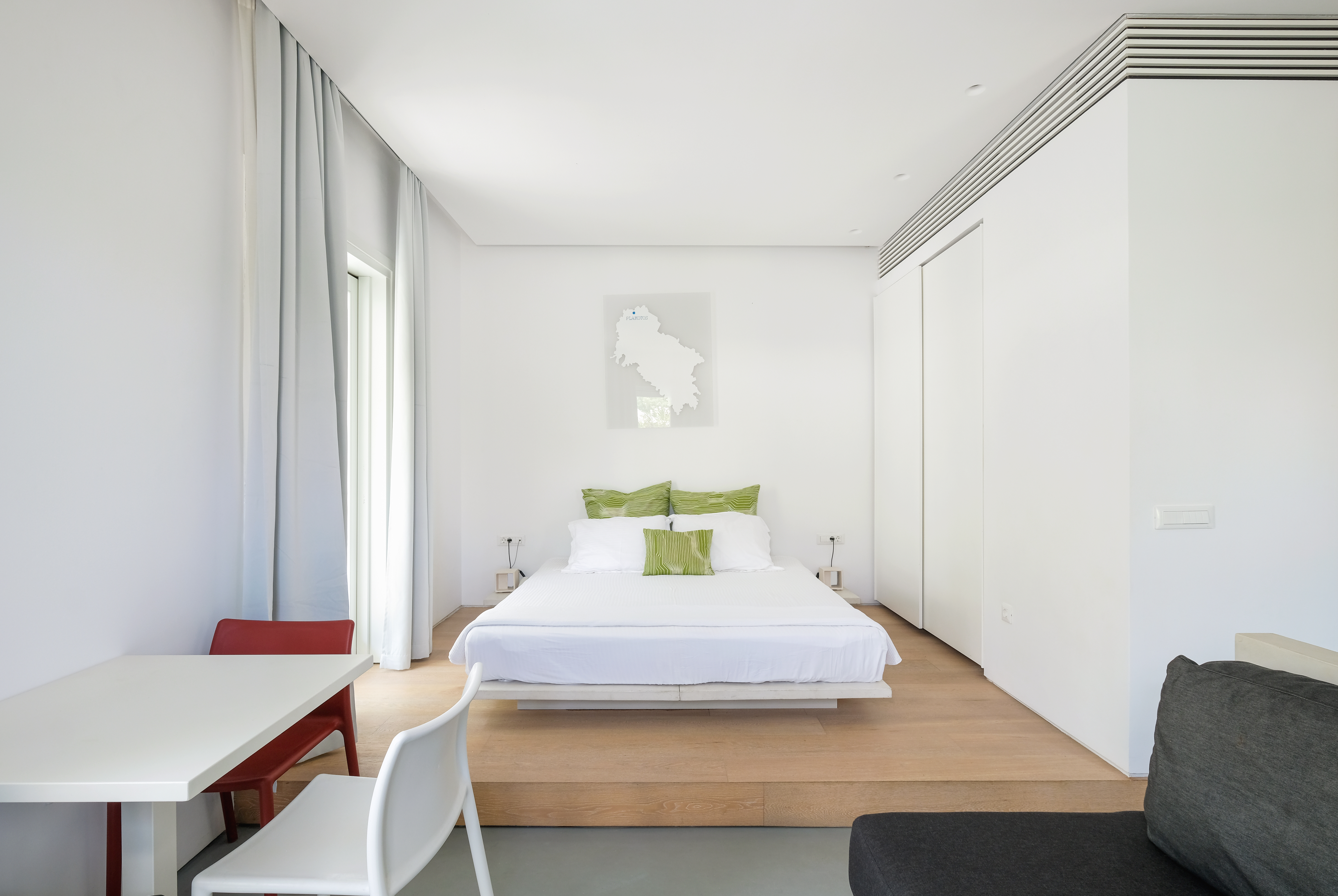 Family Room Superior Garden View