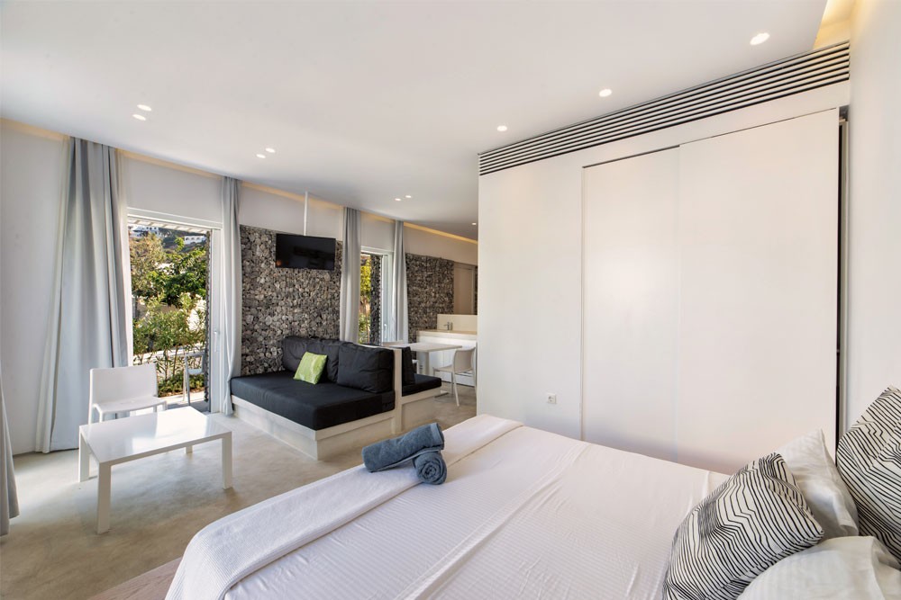 Family Room Superior Garden View